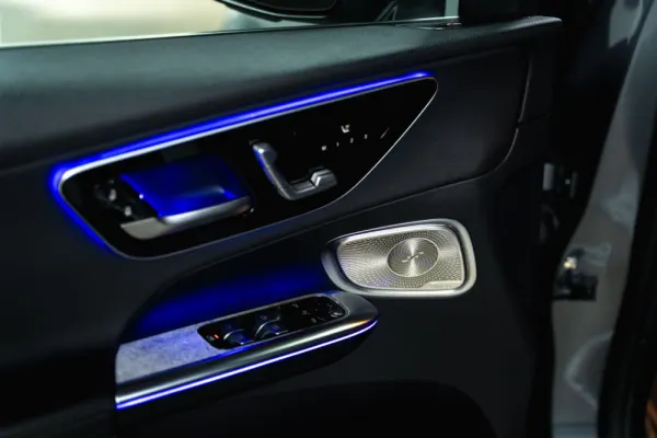 Mercedes-Benz GLC 300 e 4Matic 6