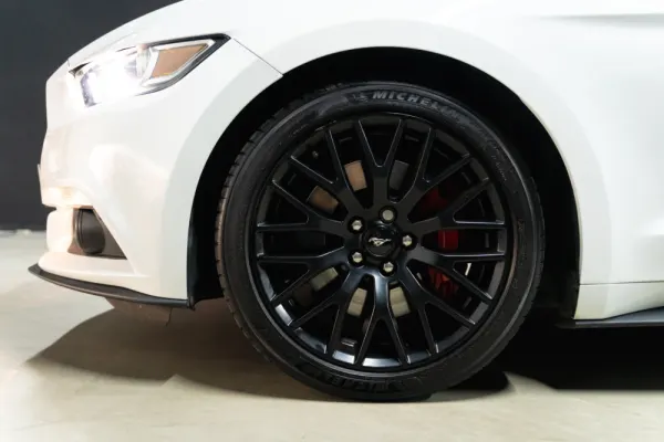 Ford Mustang 2.3i EcoBoost Aut. 2