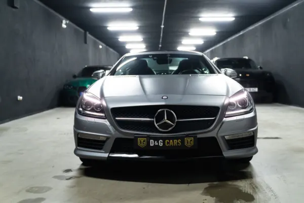 Mercedes-Benz SLK 55 AMG Outro 18