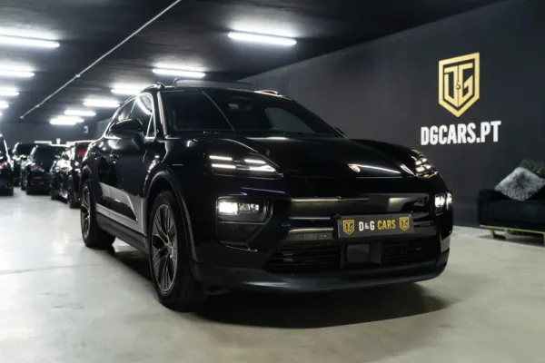 Porsche Macan Outro 2