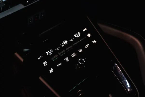 Porsche Cayenne E-Hybrid 14