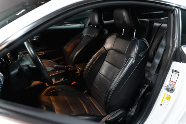 Ford Mustang 2.3i EcoBoost Aut. 16