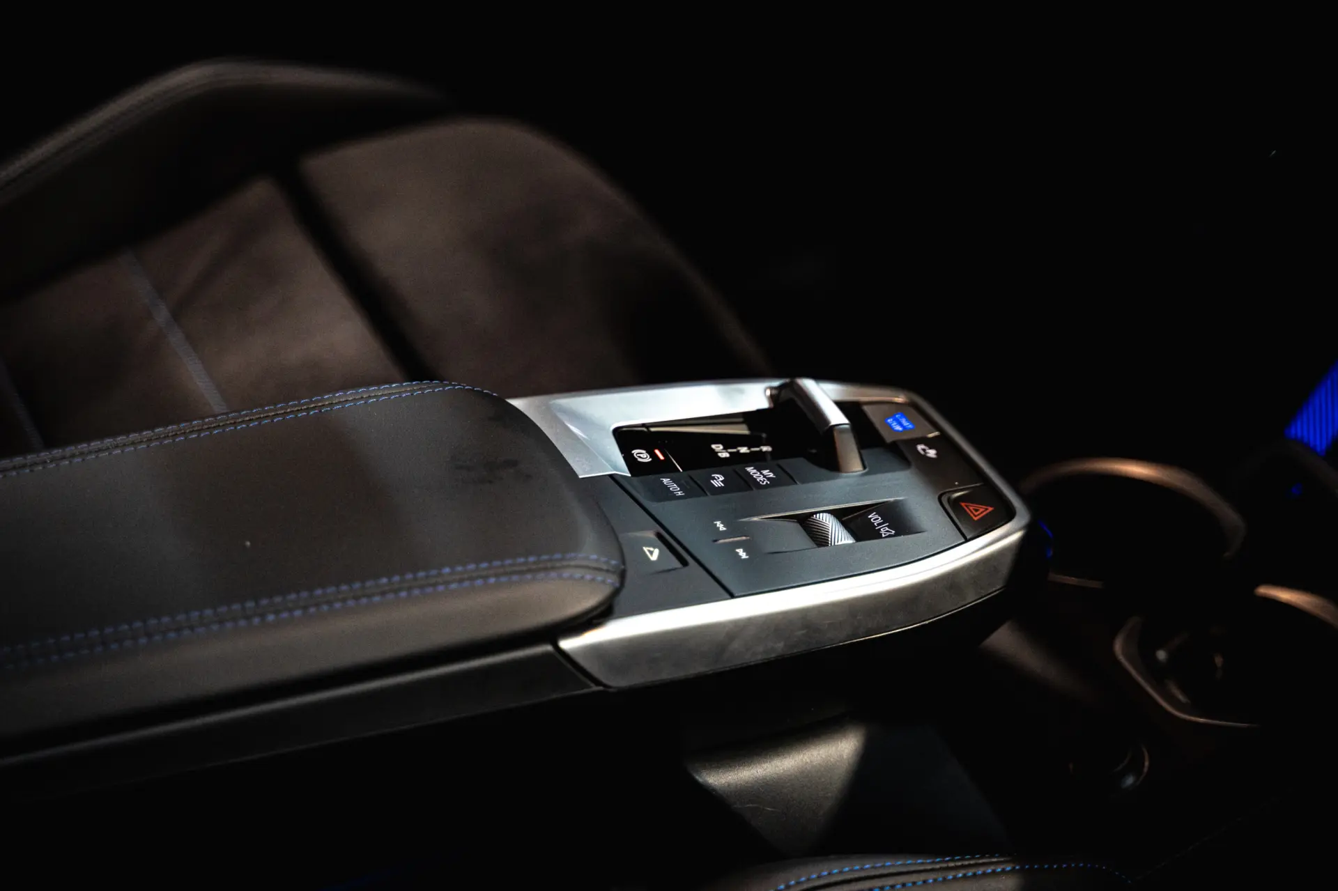 BMW iX2 eDrive20 Pack Desportivo M 18