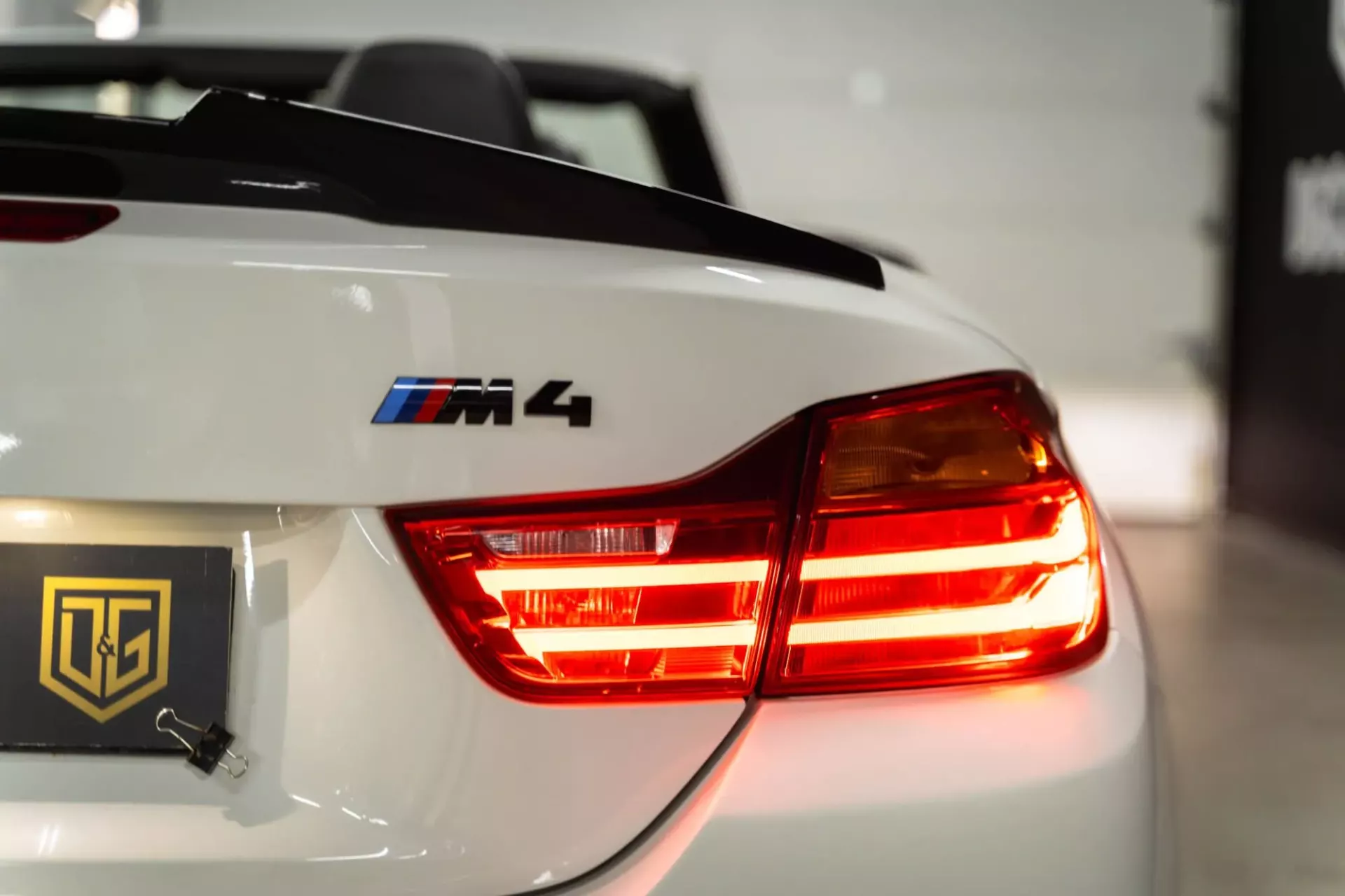 BMW M4 7