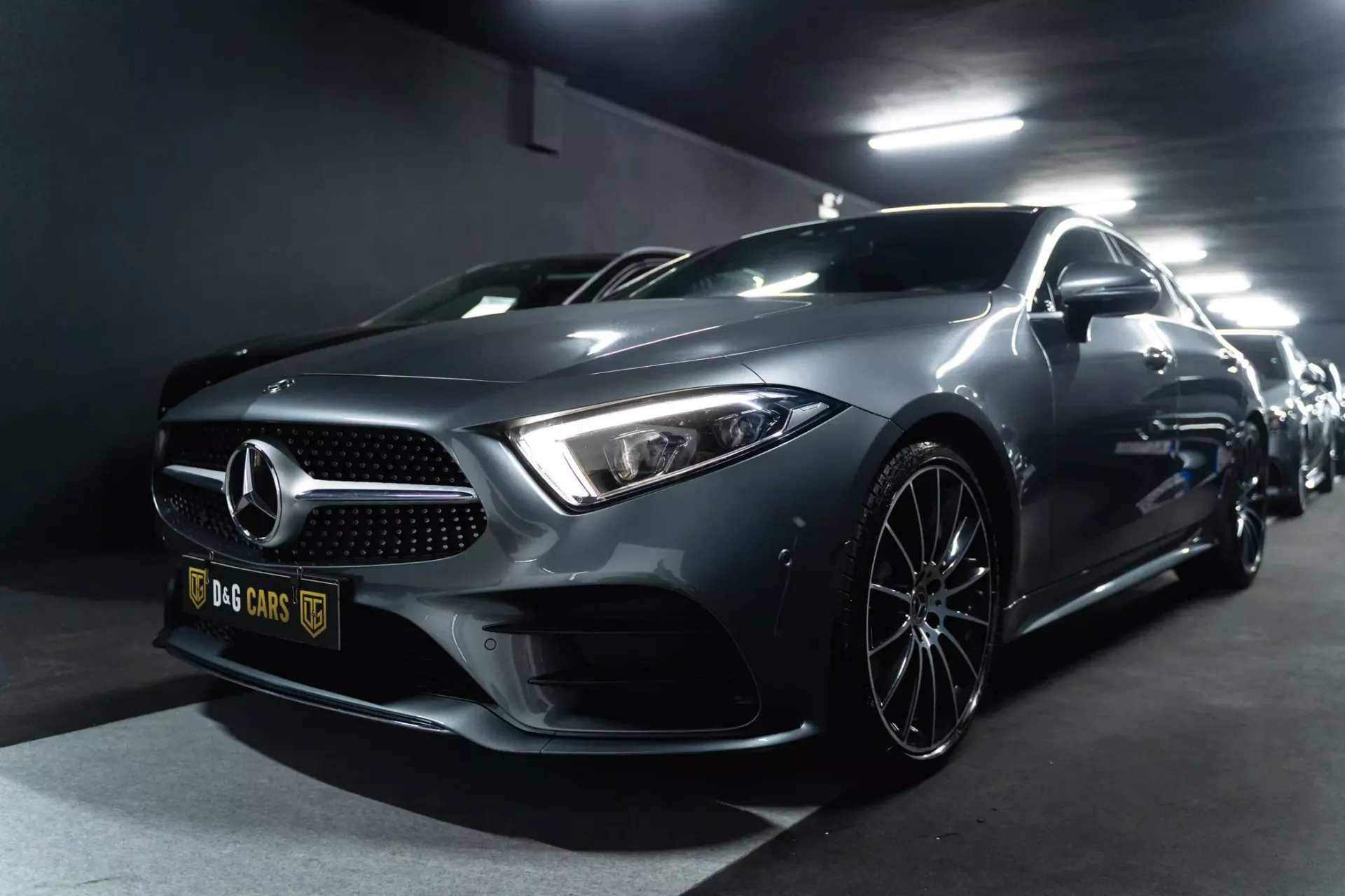 Mercedes-Benz CLS 300 2