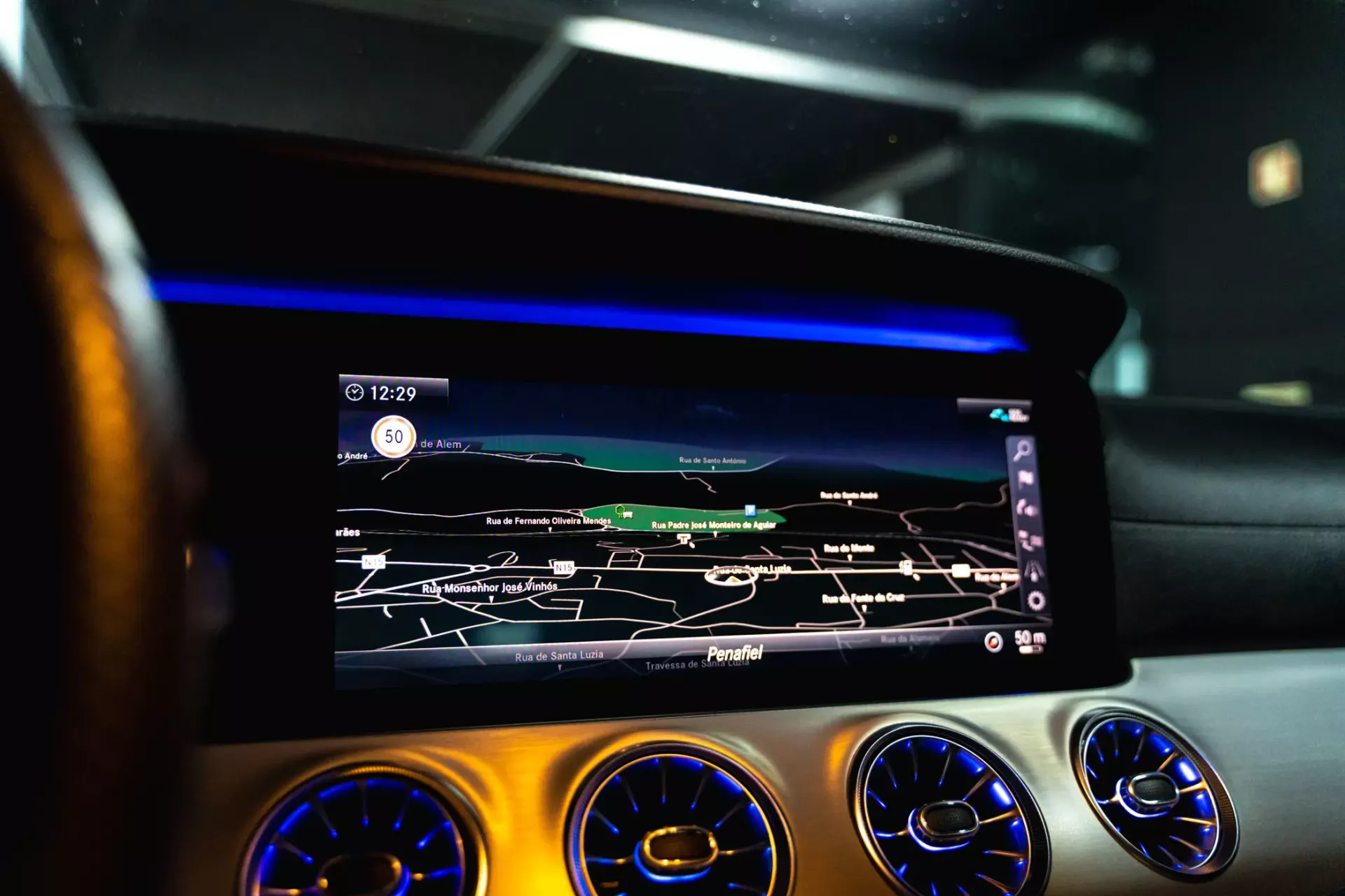 Mercedes-Benz CLS 300 16