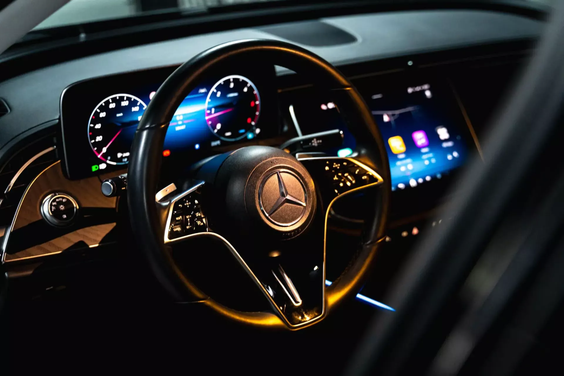 Mercedes-Benz E 220 Avantgarde 4