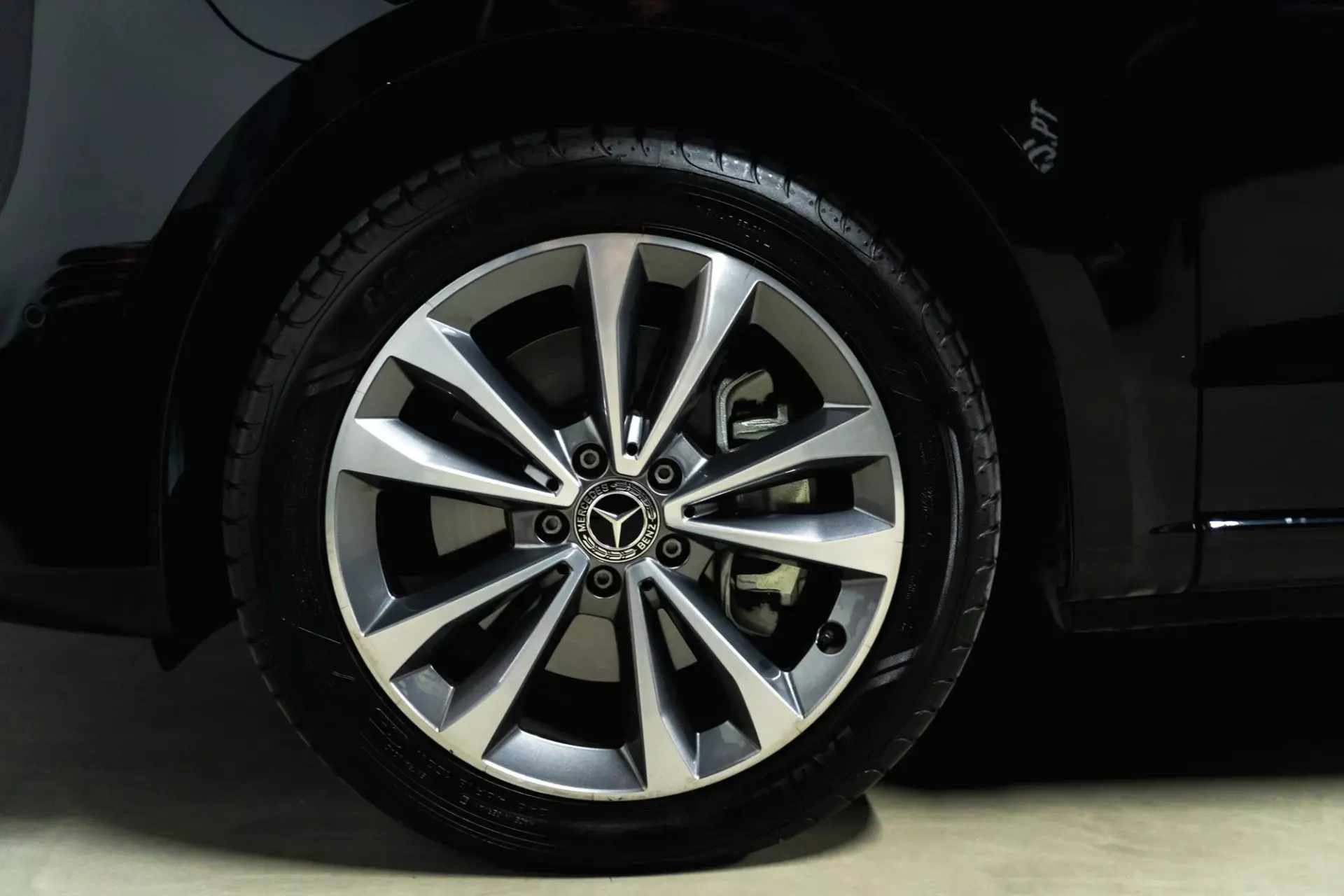 Mercedes-Benz V 250 4