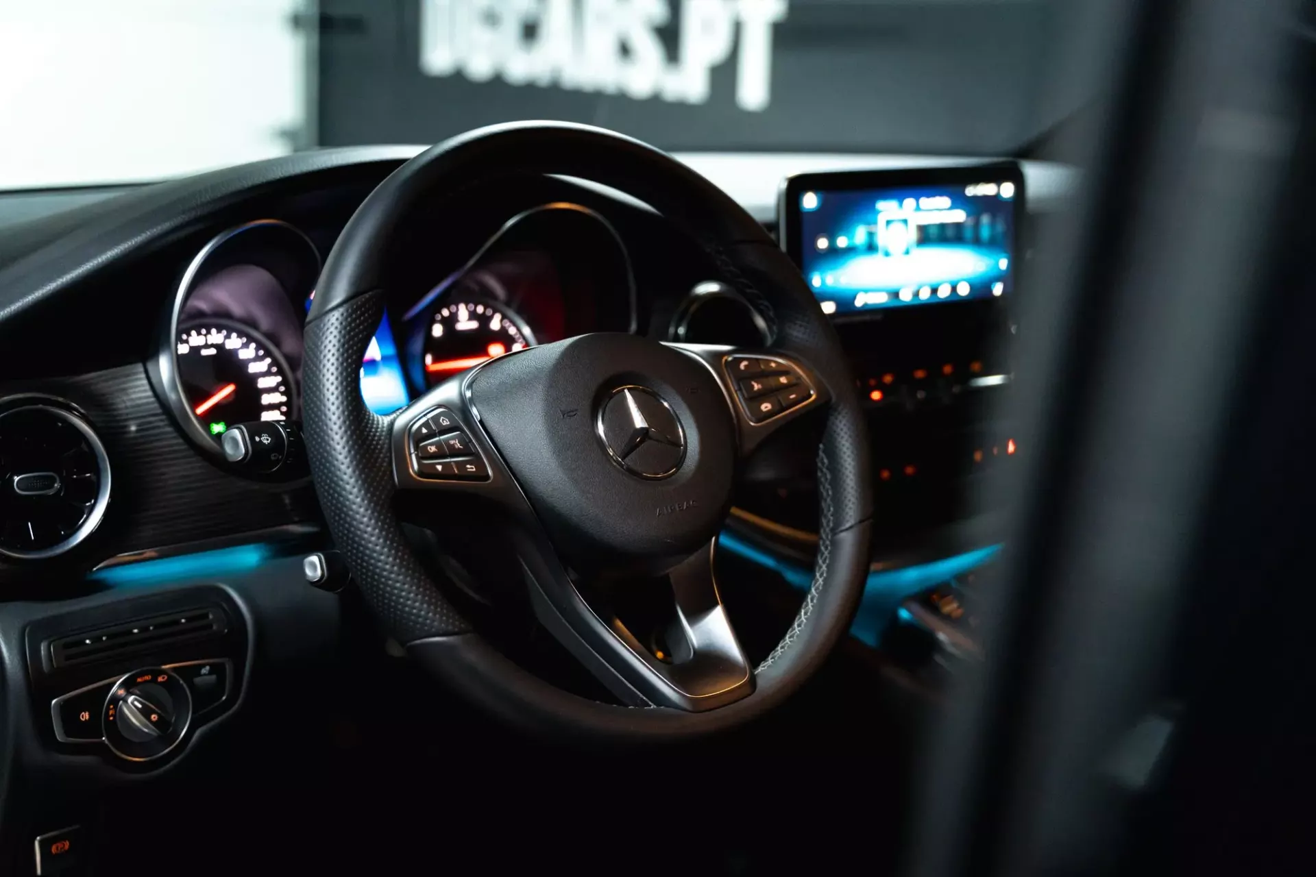 Mercedes-Benz V 250 12