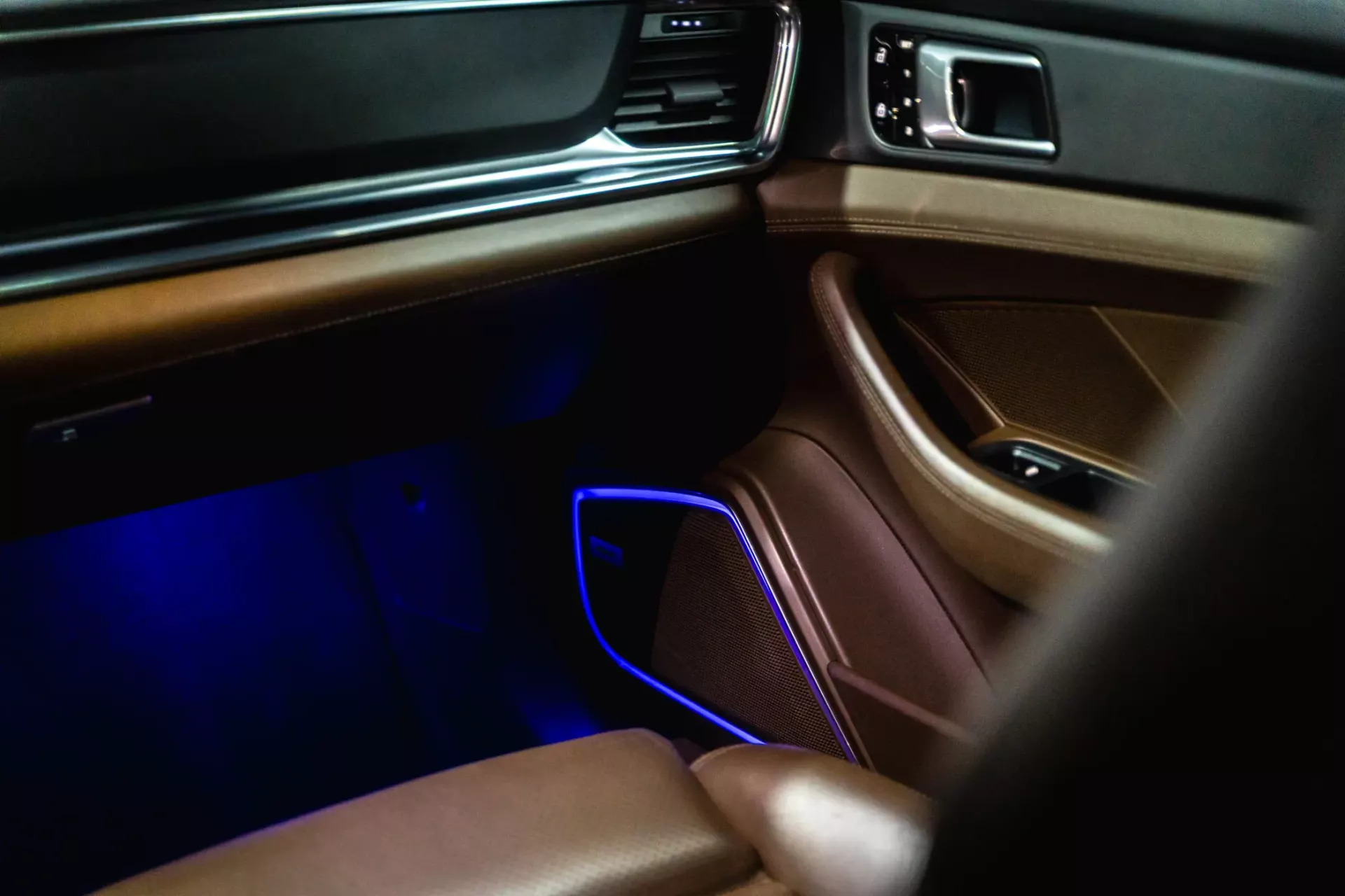 Porsche Panamera Sport Turismo 19