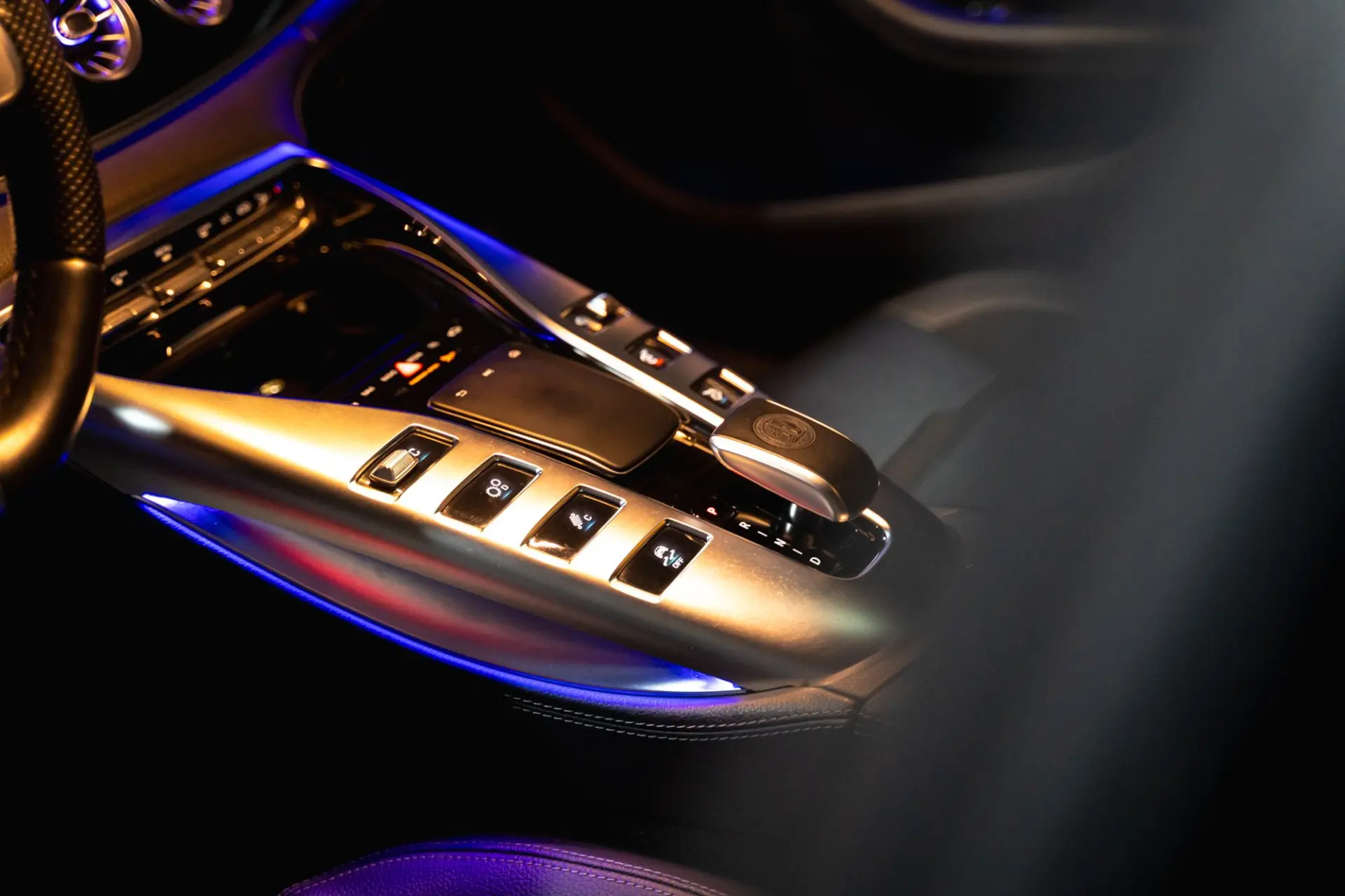 Mercedes-Benz AMG GT 53 4Matic+ 14