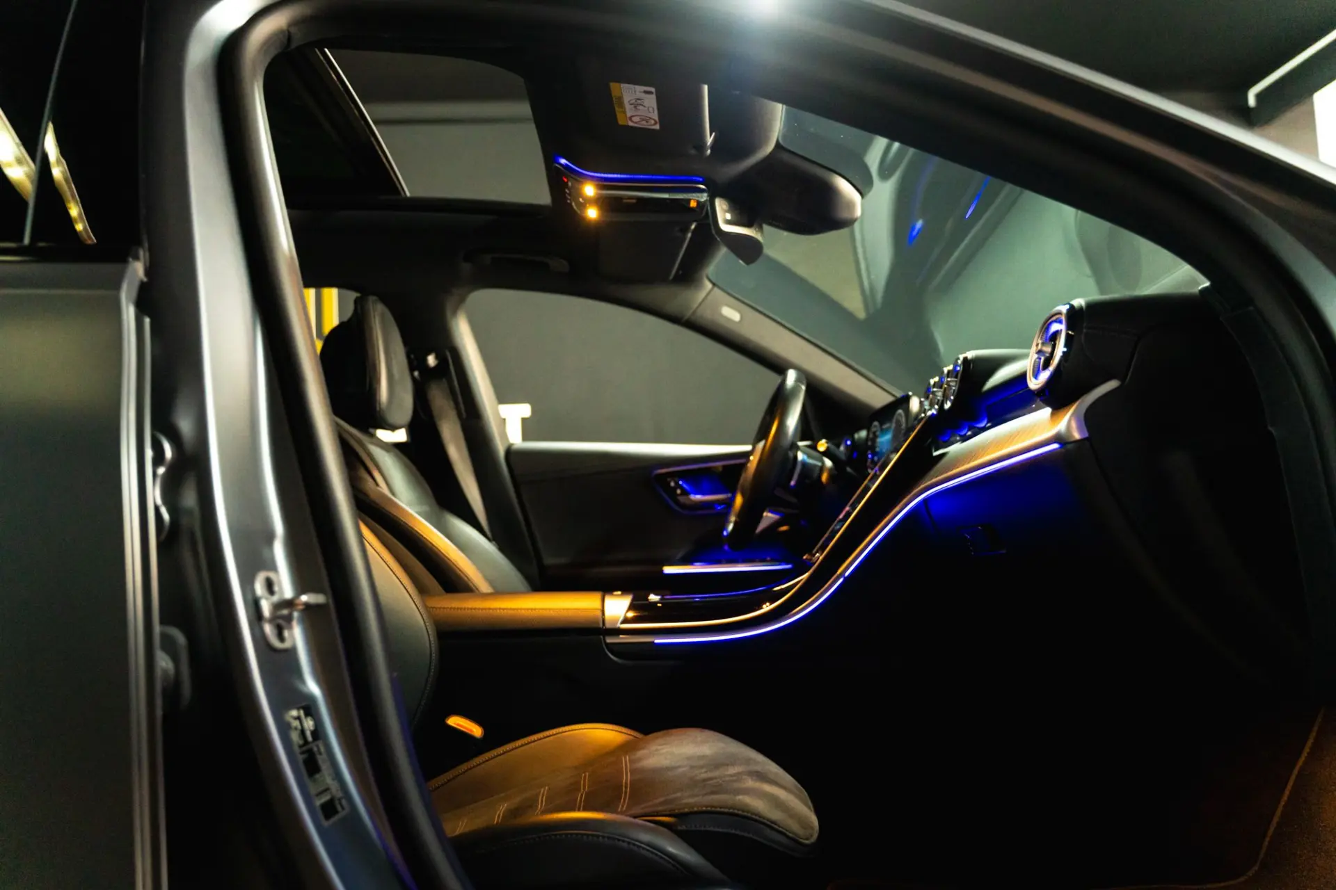 Mercedes-Benz C 300 e AMG Line 21