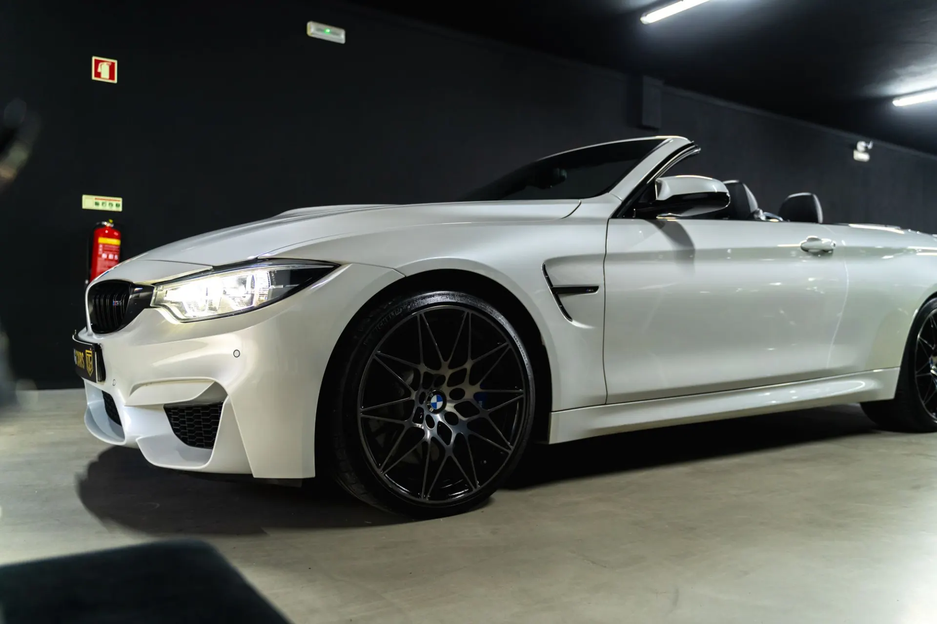 BMW M4 Outro 22
