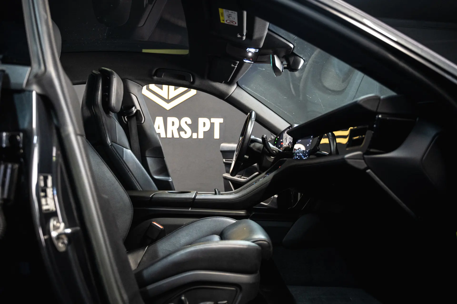 Porsche Taycan Bateria Performance Plus 14
