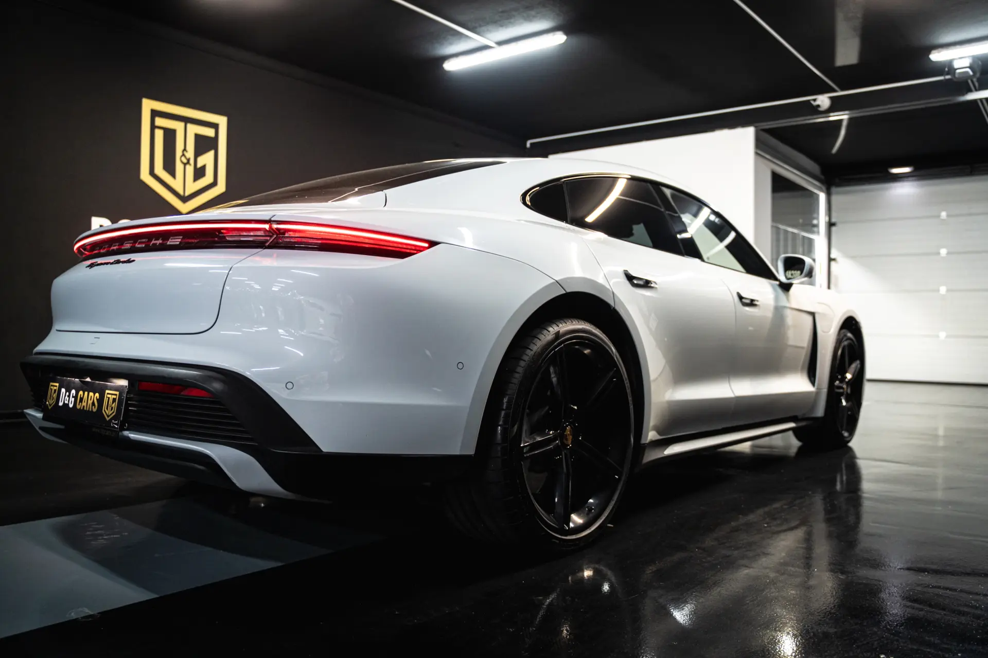 Porsche Taycan Turbo 25