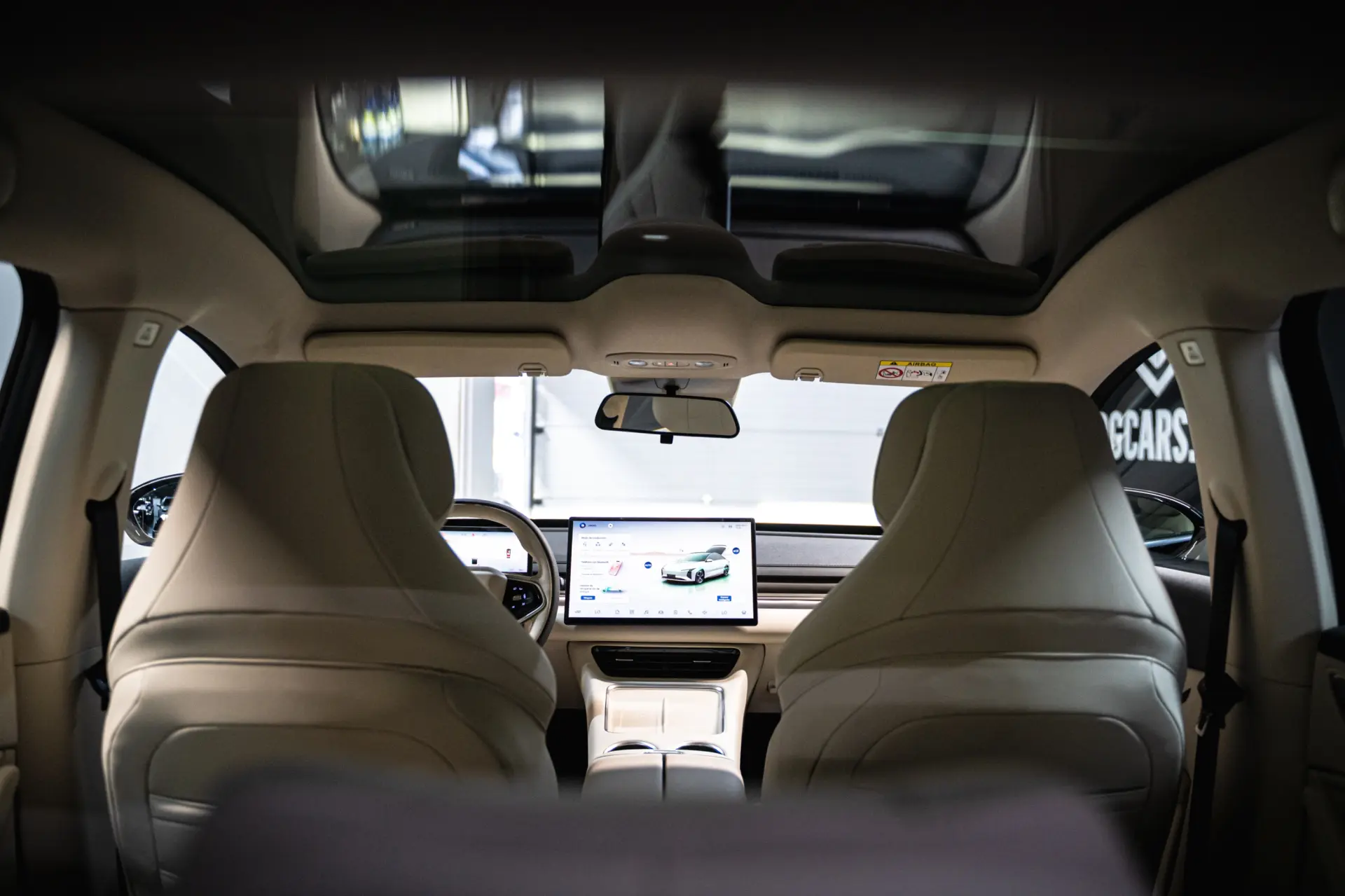 Forthing S7 EV 56.8 kWh 8