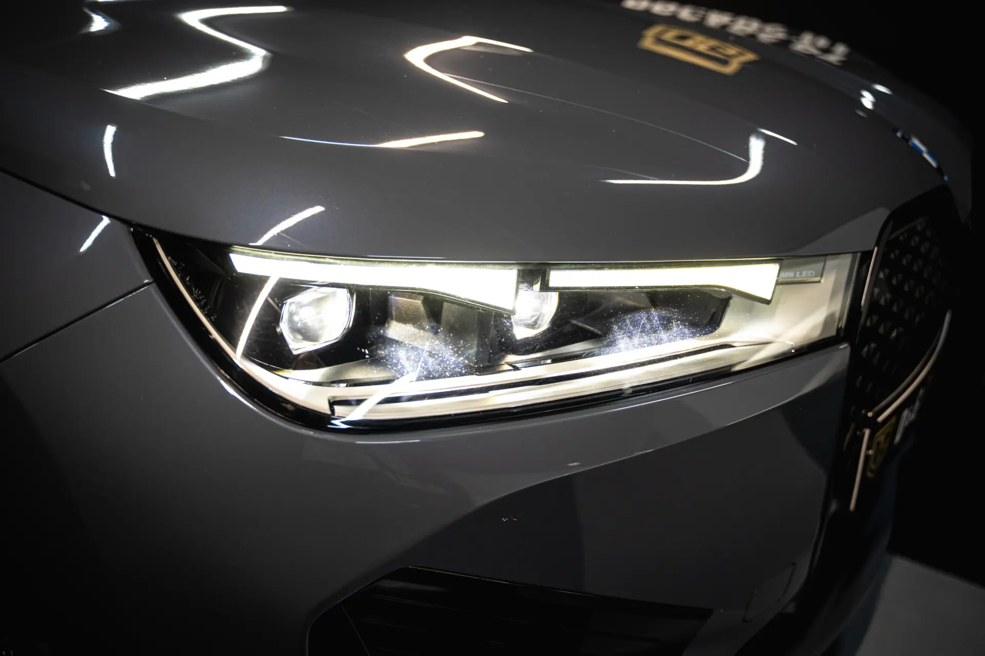BMW iX xDrive 40 Pack Desportivo 21