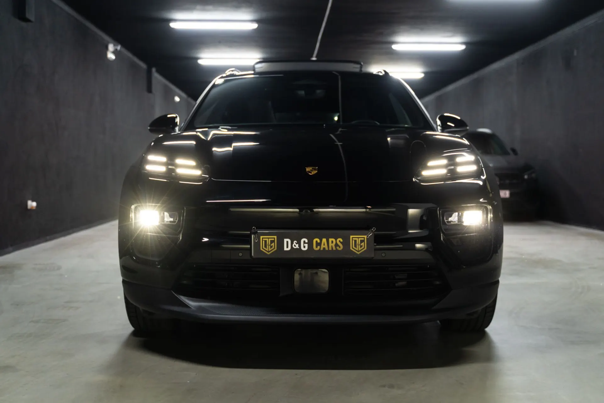 Porsche Macan Outro 22