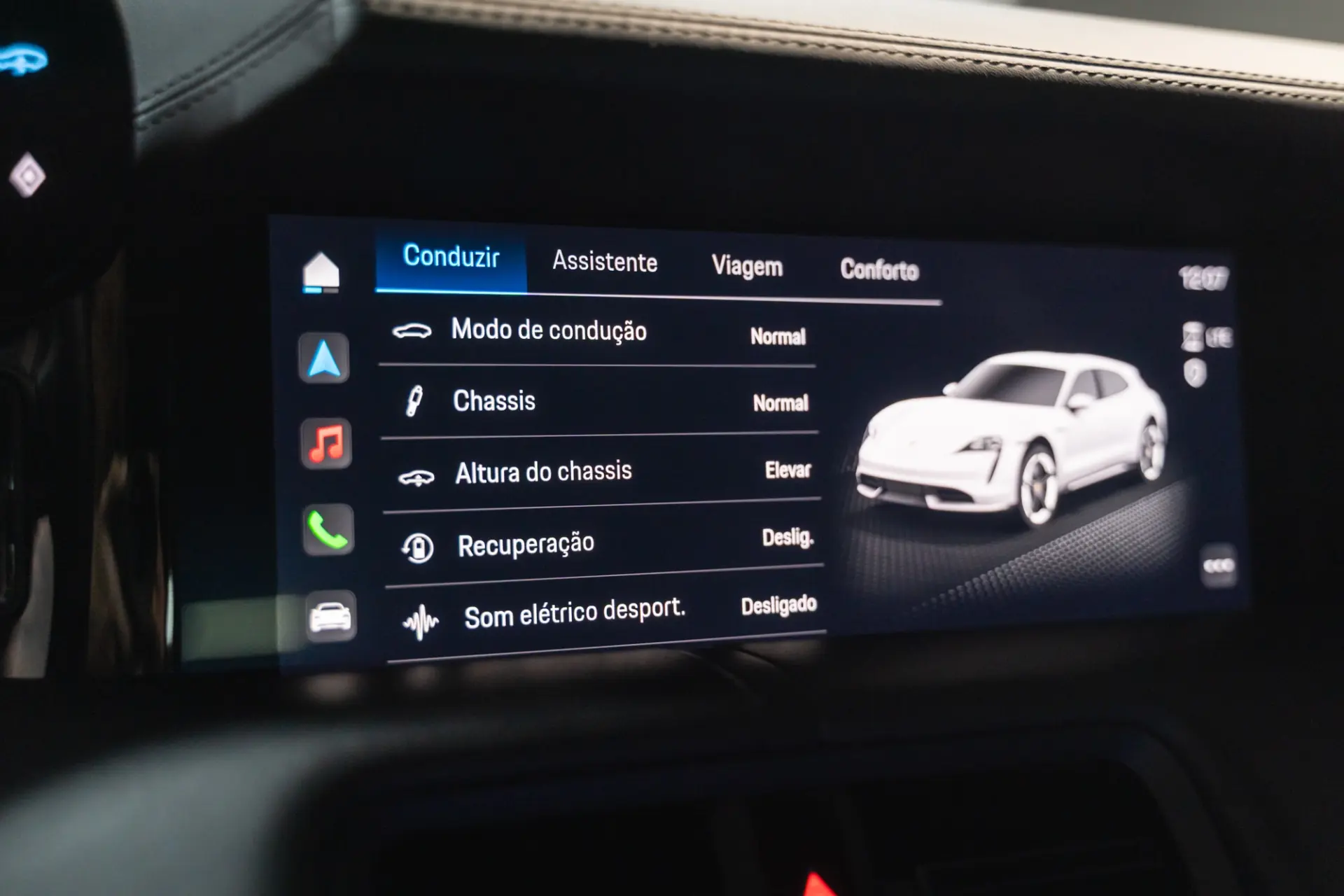 Porsche Taycan Sport Turismo 4S 21
