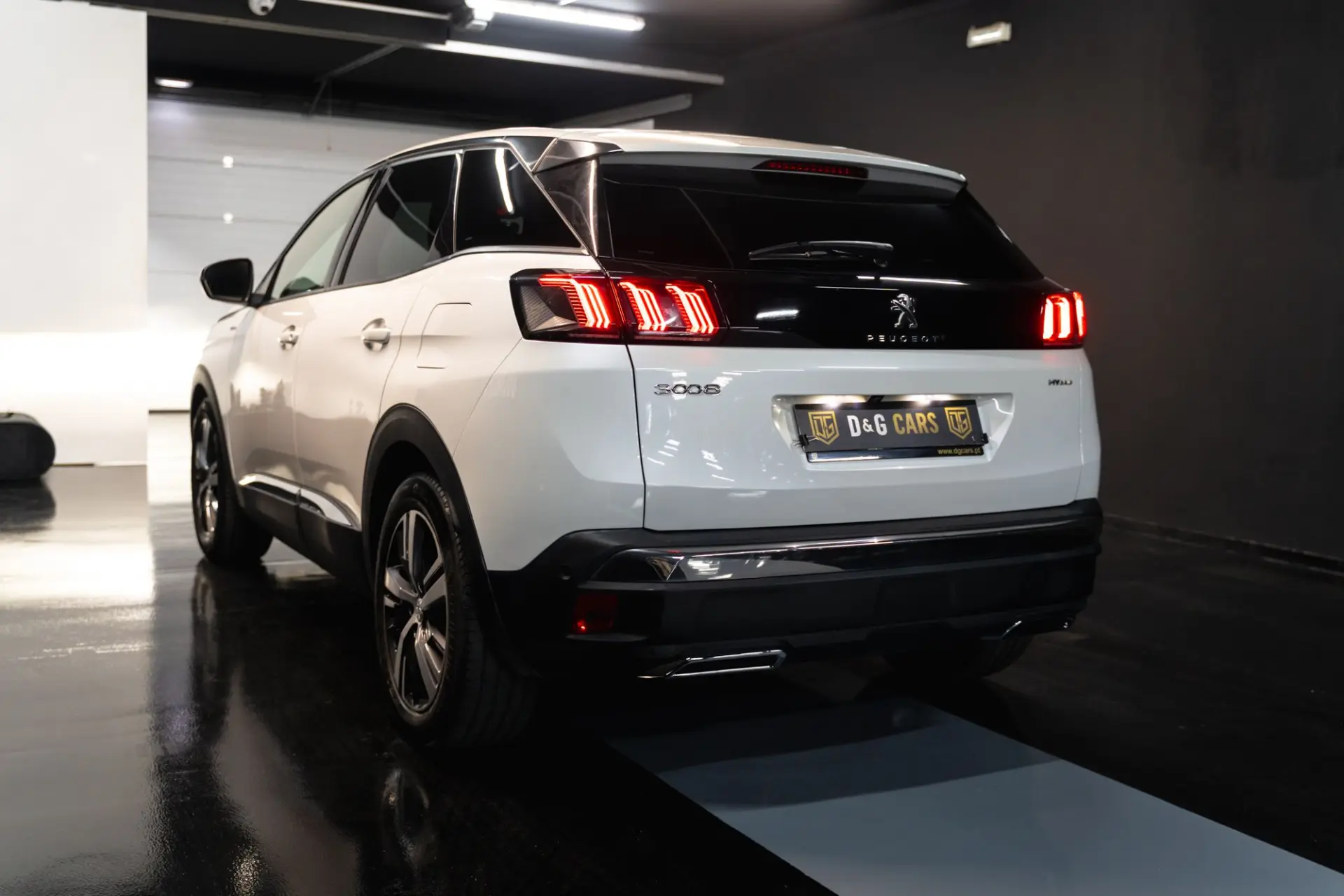 Peugeot 3008 1.6 Hybrid Allure Pack e-EAT8 6