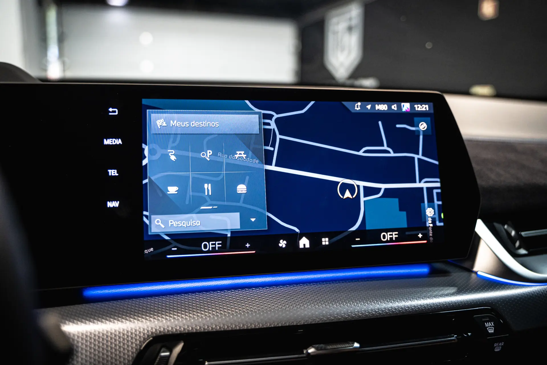 BMW iX2 eDrive20 Pack Desportivo M 10