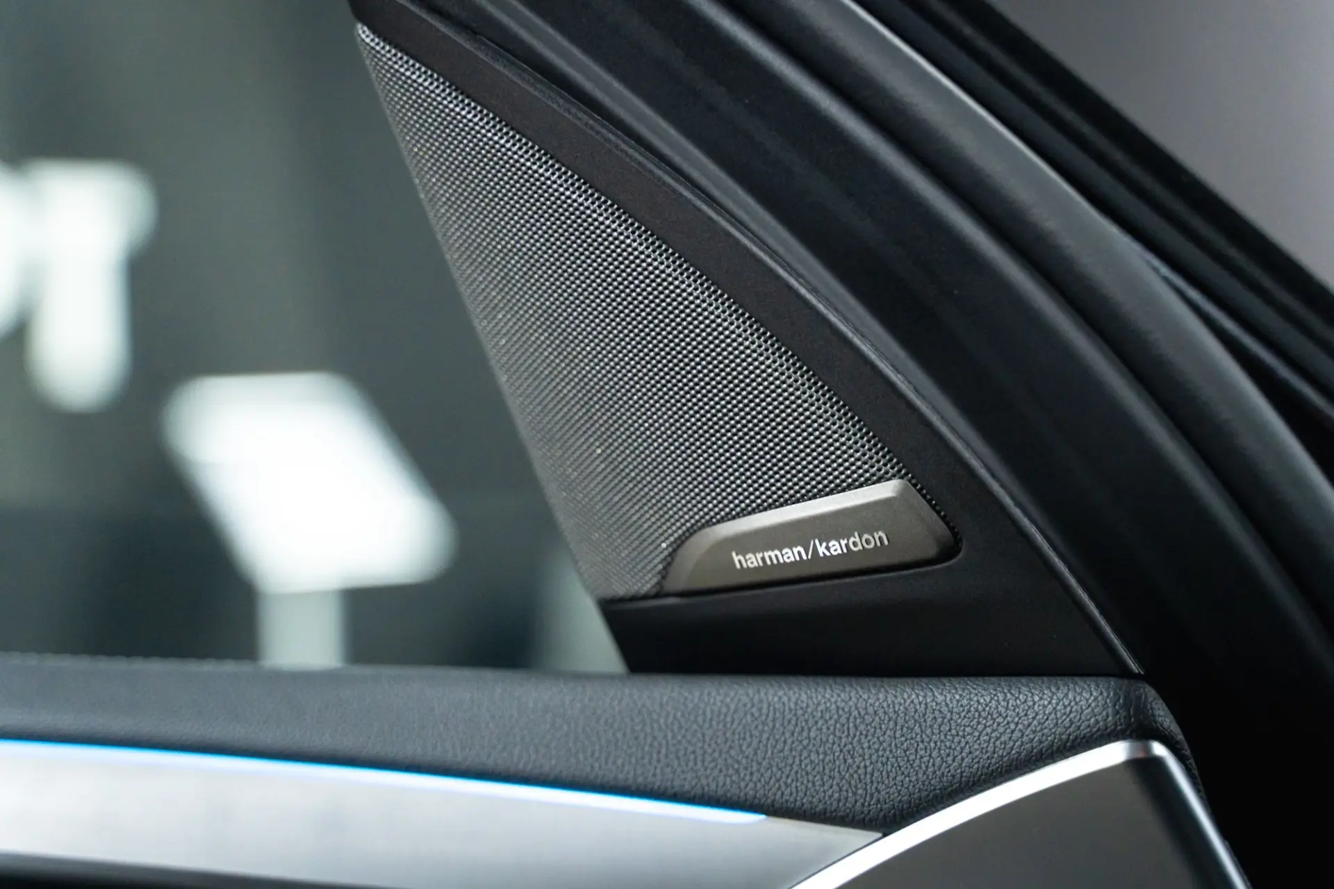 BMW iX3 Inspiring 10