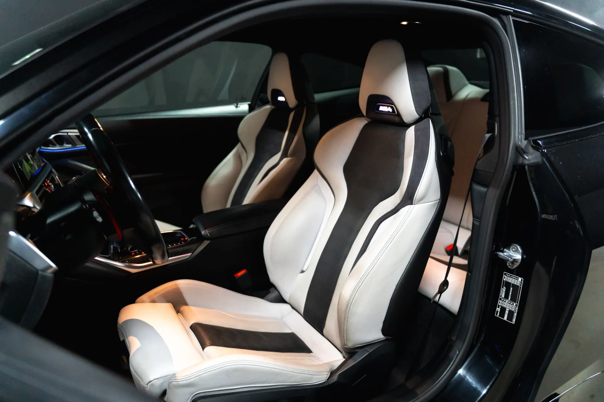 BMW M4 Competition 13