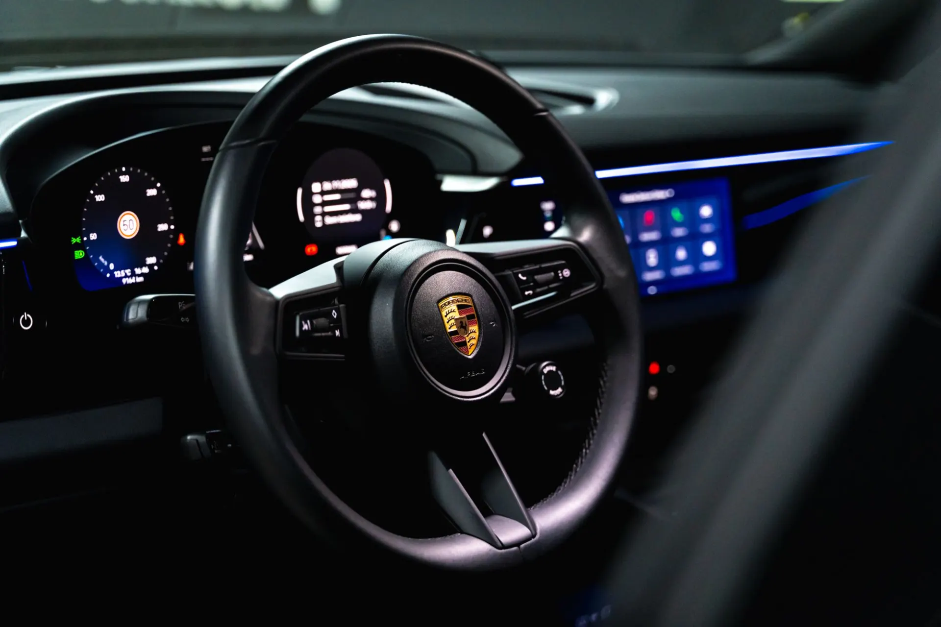 Porsche Macan Outro 7