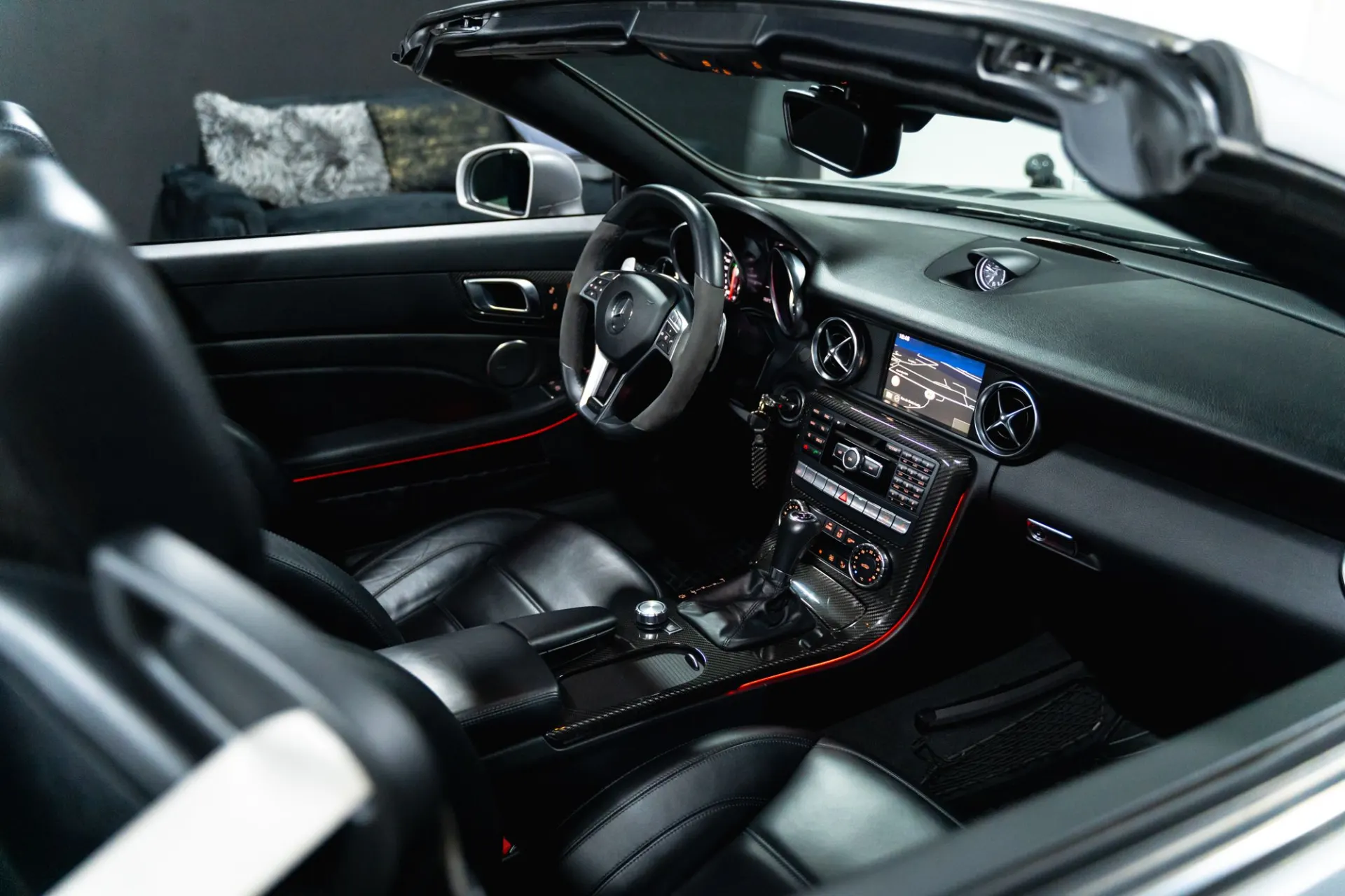 Mercedes-Benz SLK 55 AMG Outro 13