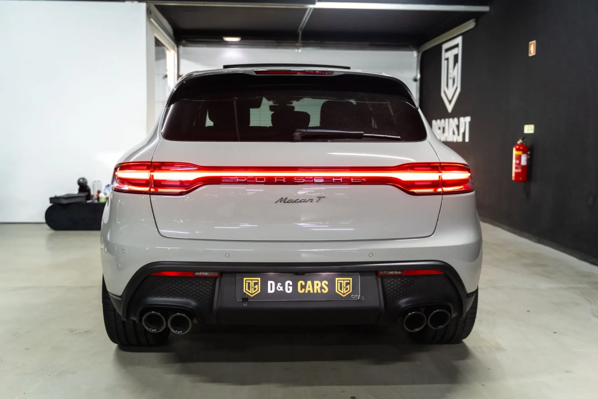 Porsche Macan T 26