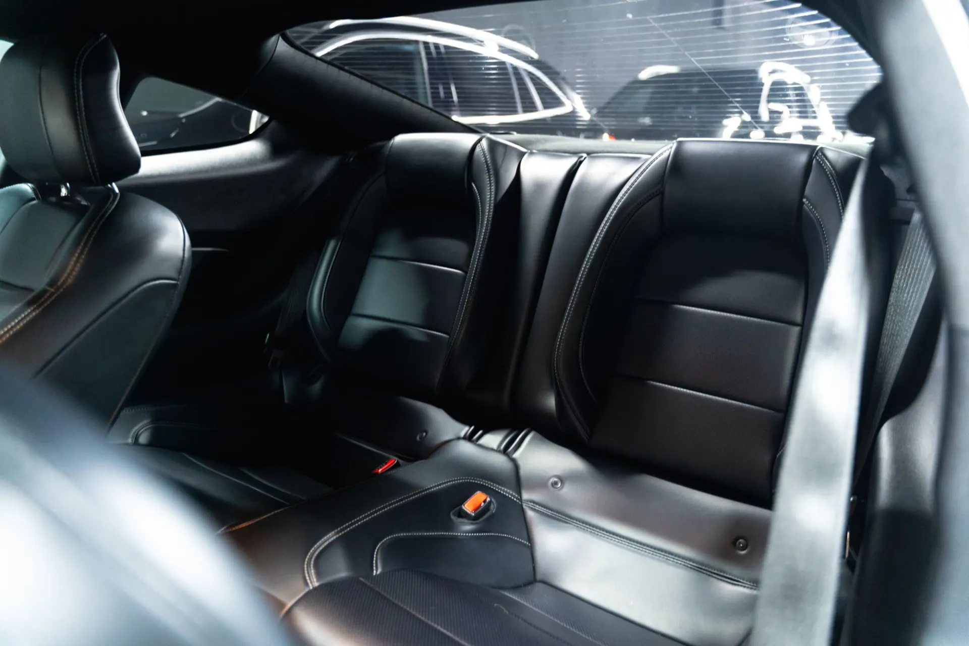 Ford Mustang 2.3i EcoBoost Aut. 9