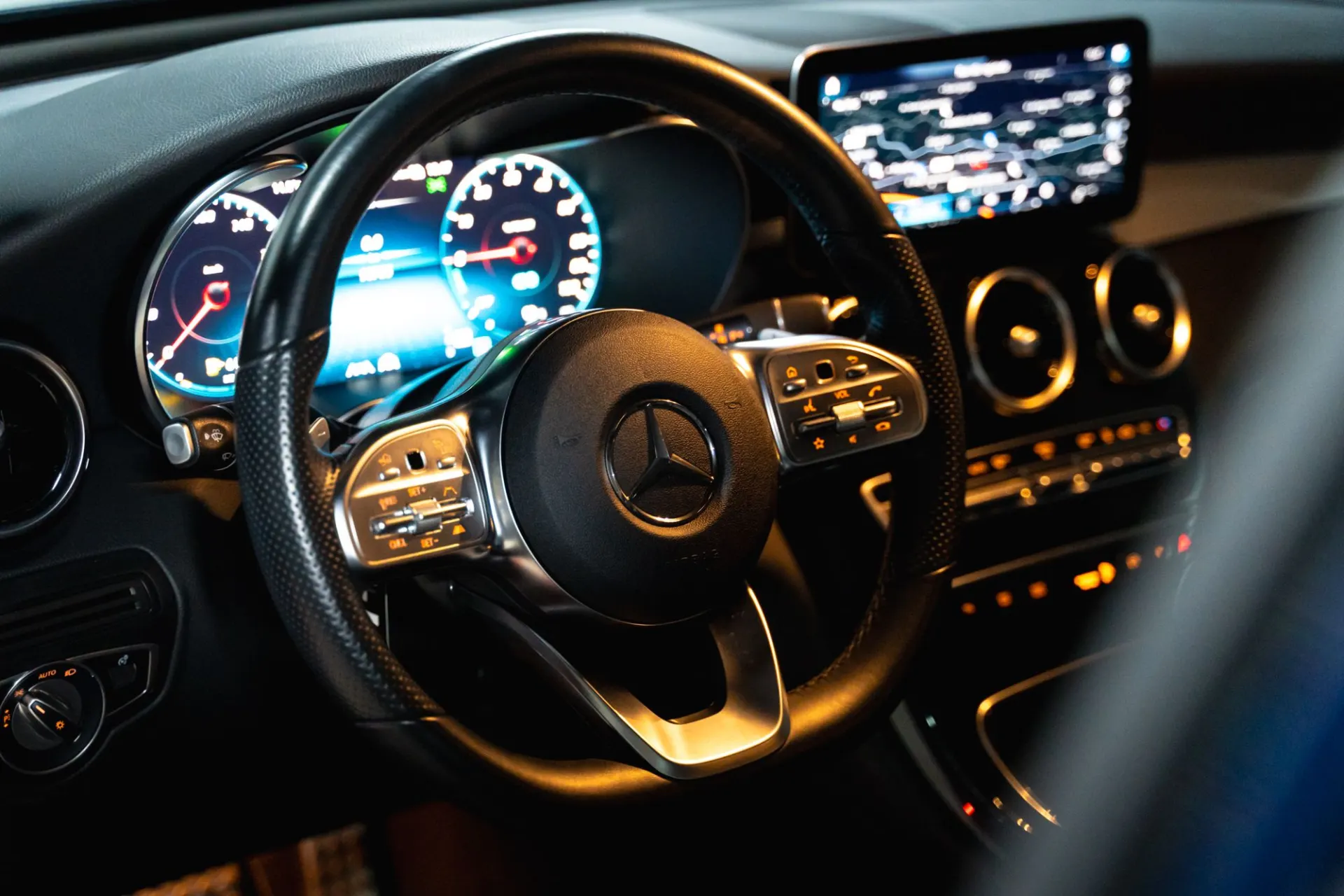 Mercedes-Benz GLC 300 e Coupé 4Matic 5