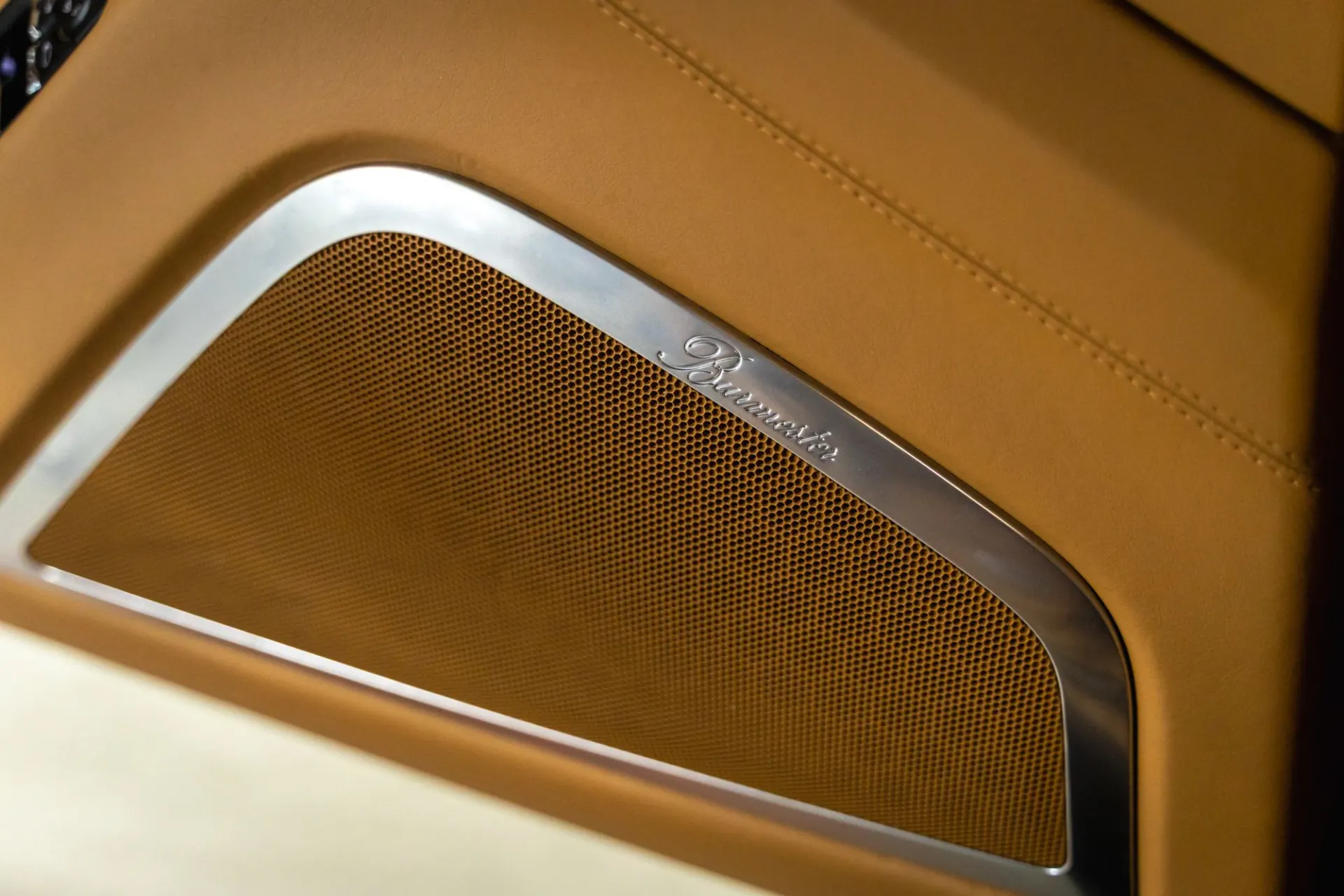 Porsche Panamera Turbo S PDK 17