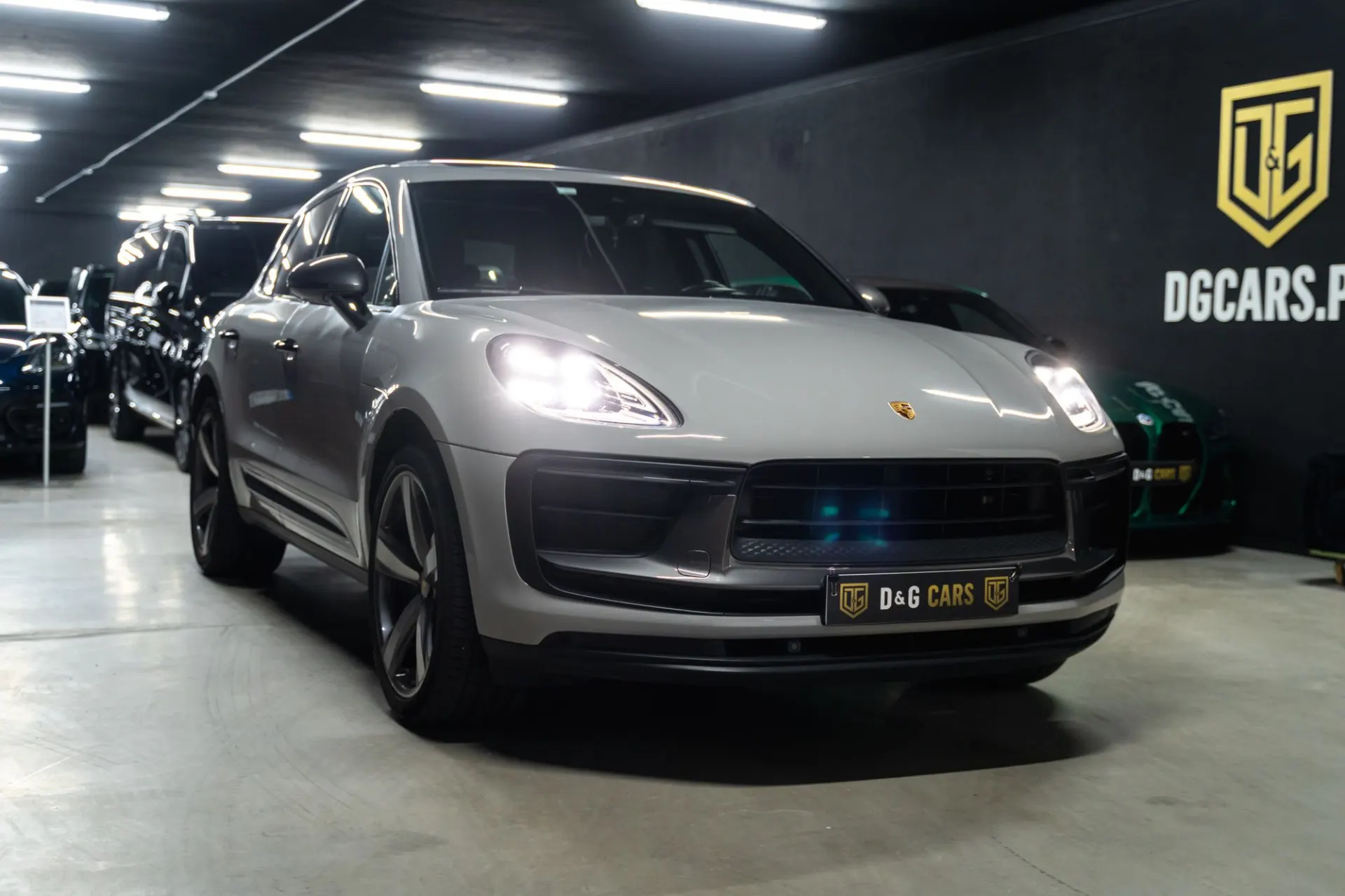 Porsche Macan T 4