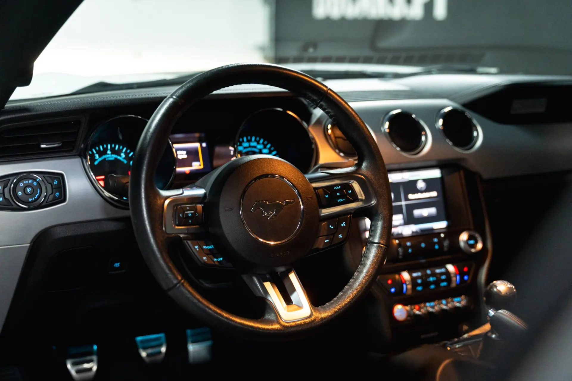 Ford Mustang 2.3i EcoBoost Aut. 5