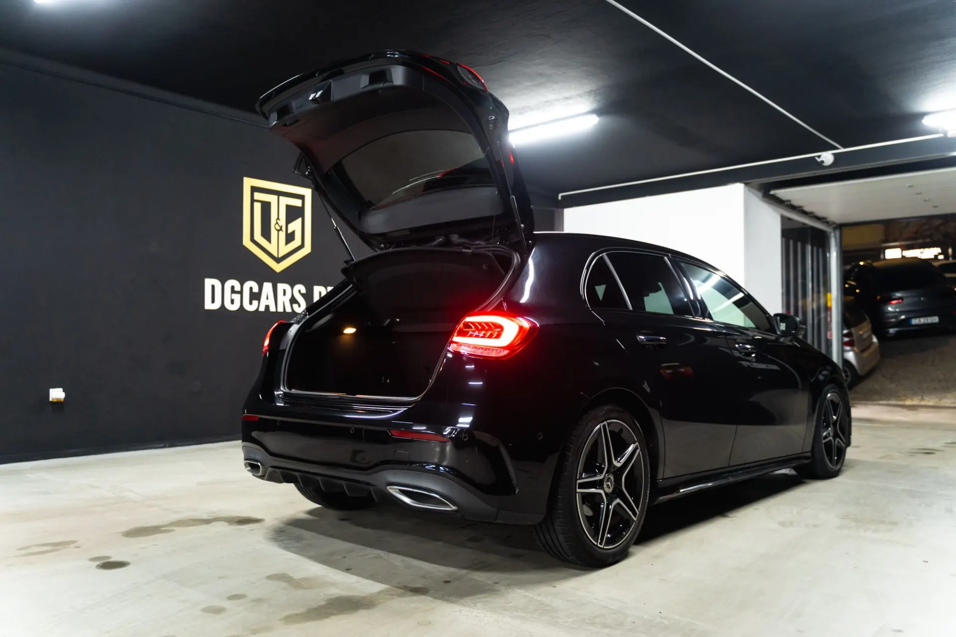 Mercedes-Benz A 180 d AMG Line Aut. 23