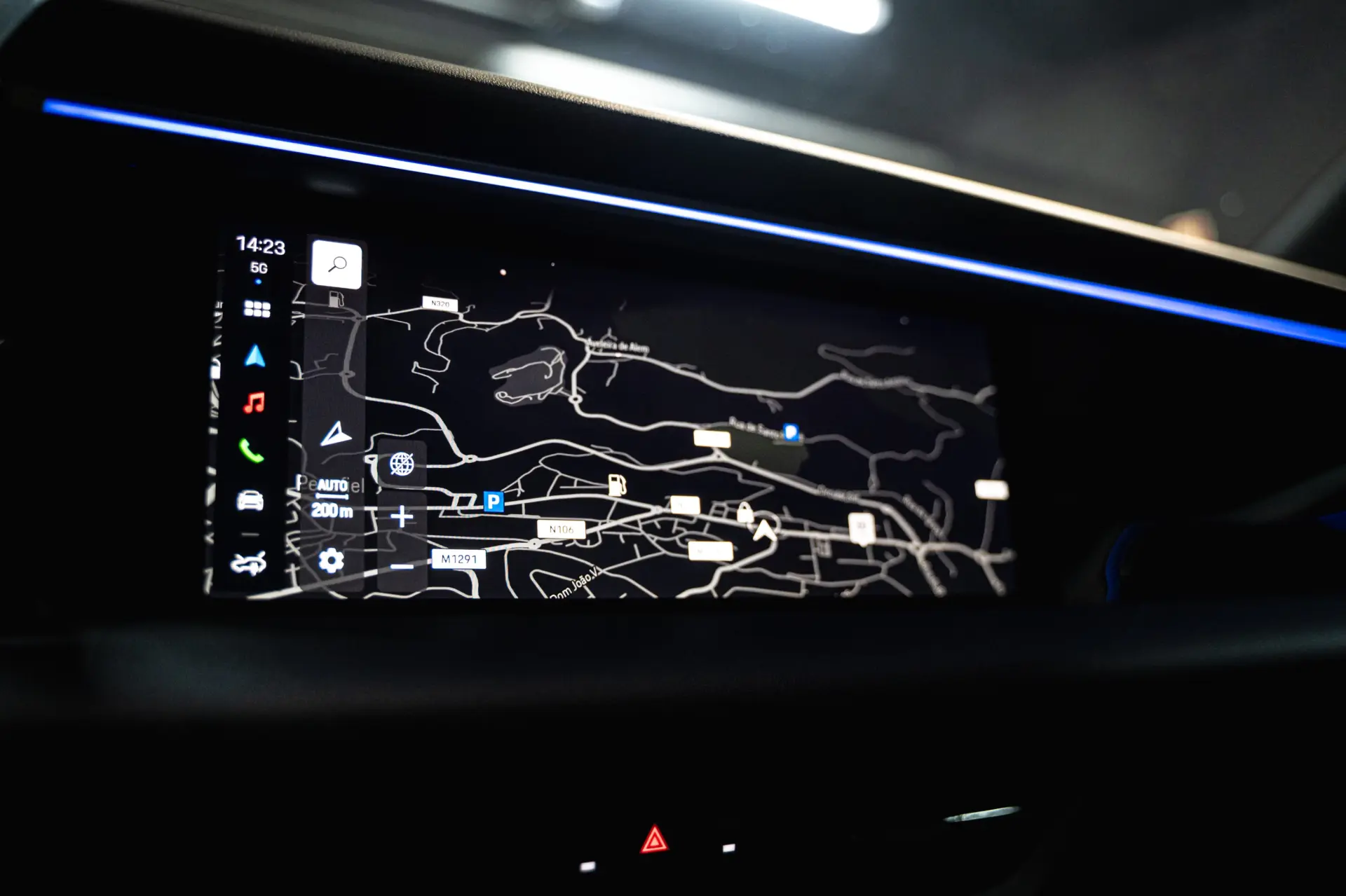Porsche Macan Electric 4 11