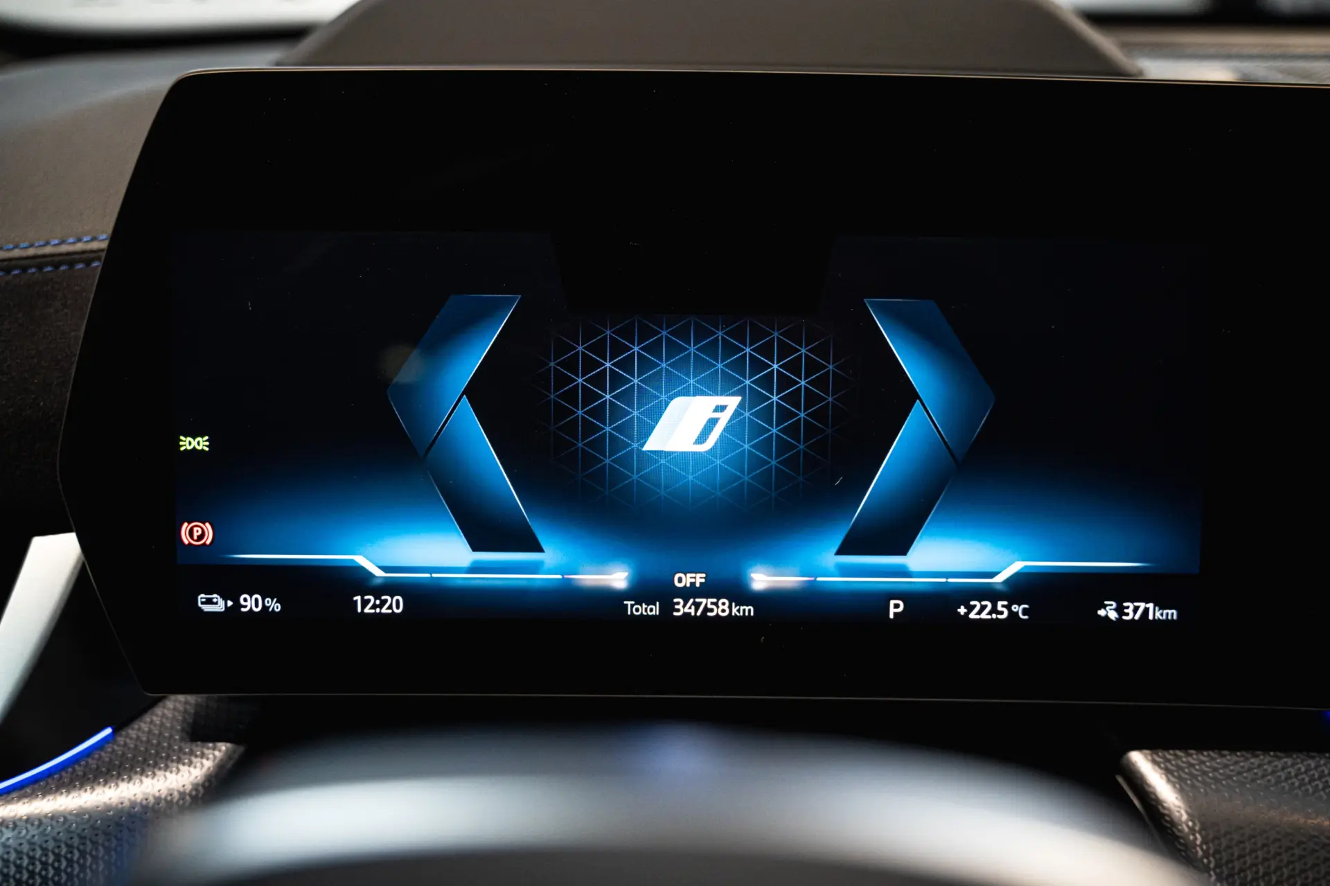 BMW iX2 eDrive20 Pack Desportivo M 9
