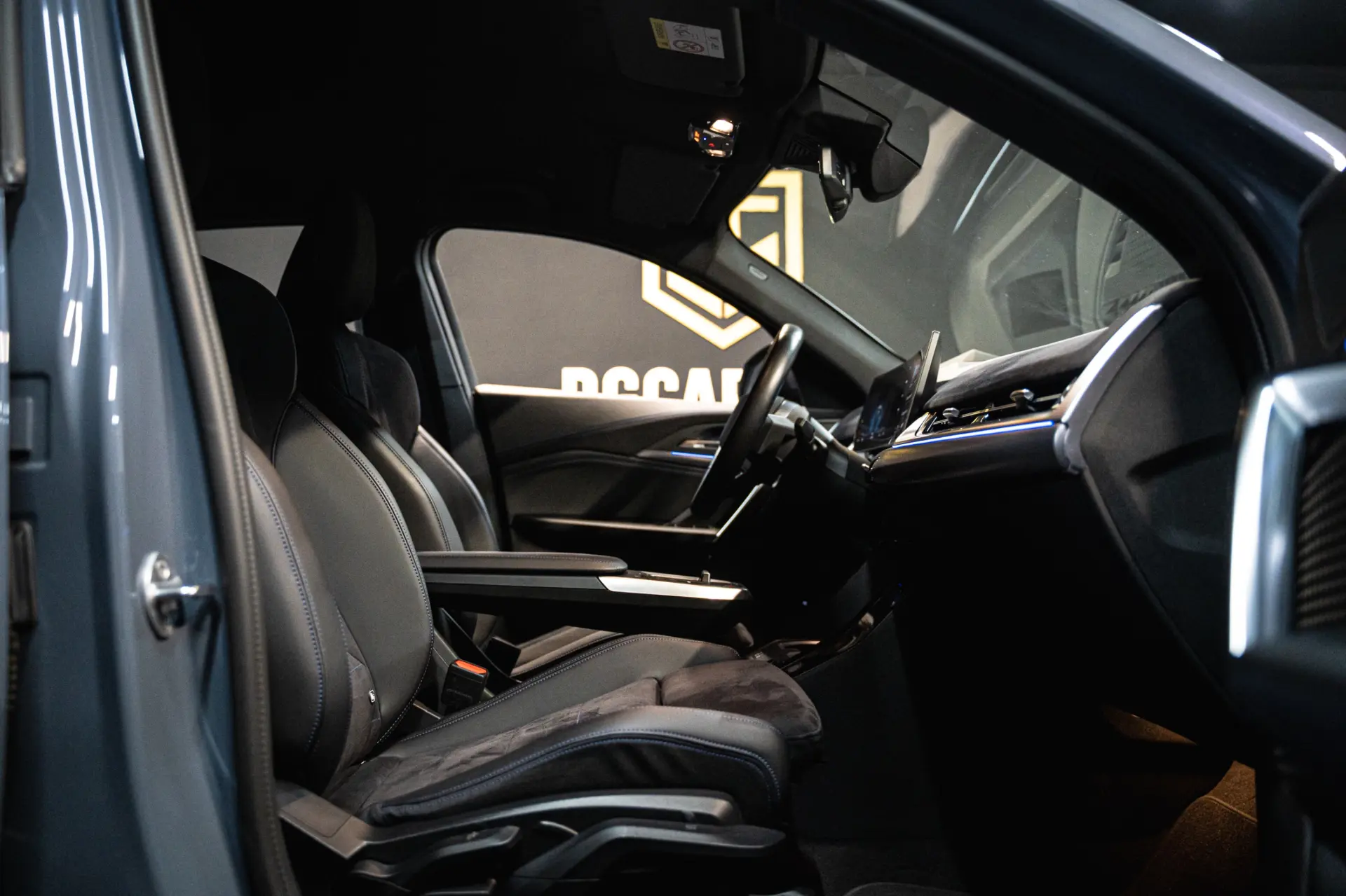 BMW iX2 eDrive20 Pack Desportivo M 17