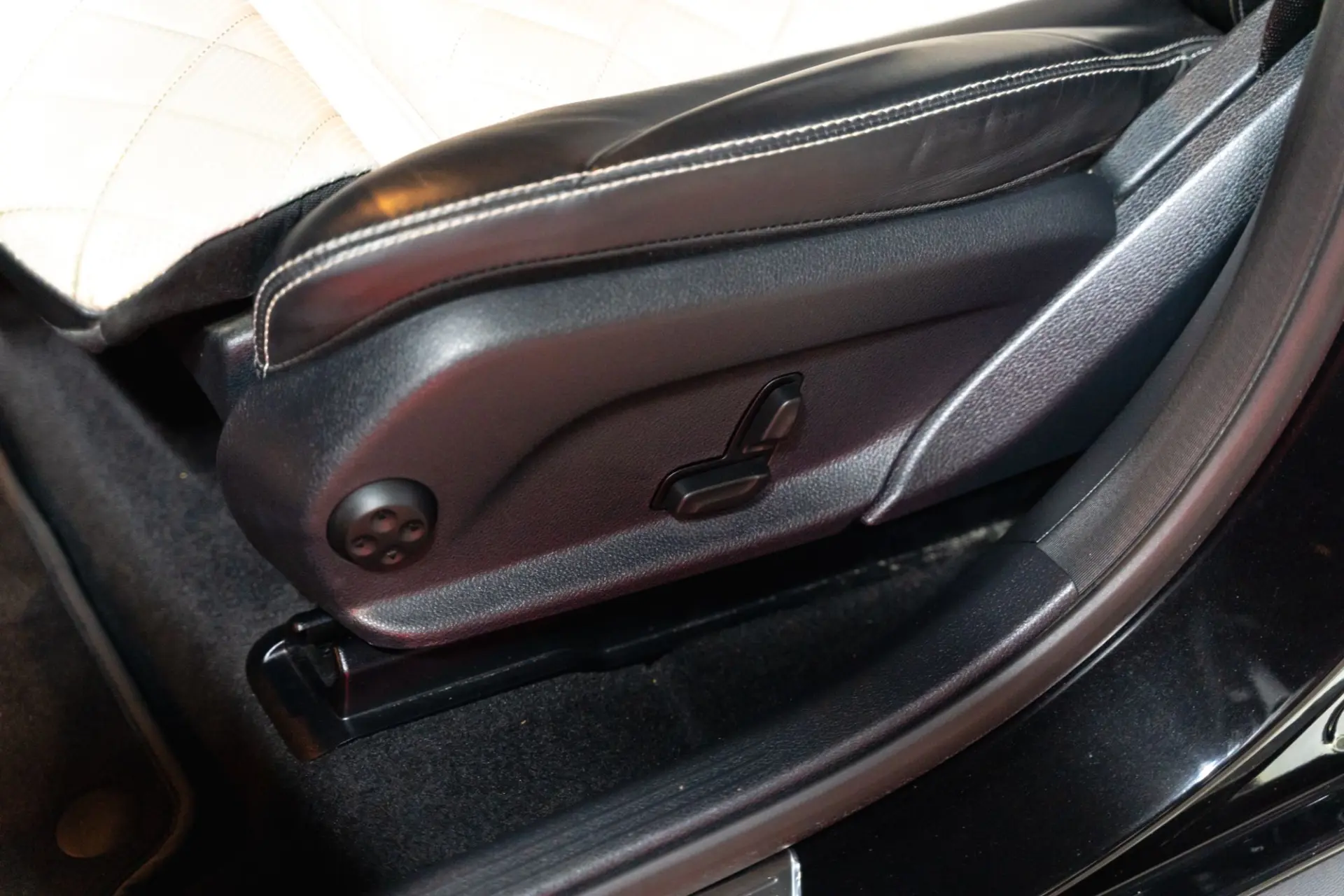 Mercedes-Benz GLC 300 de 4Matic 14