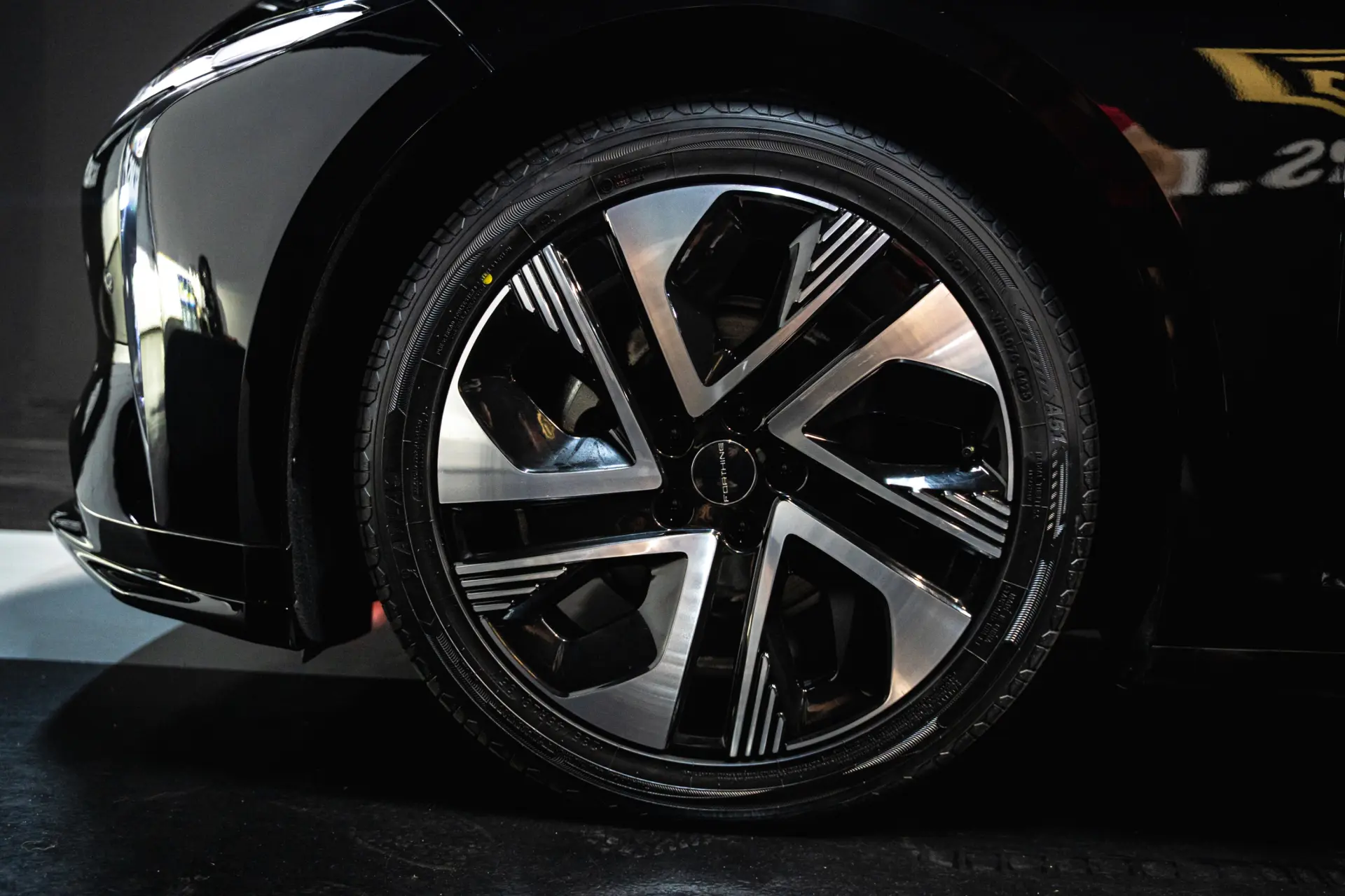Forthing S7 EV 56.8 kWh 7