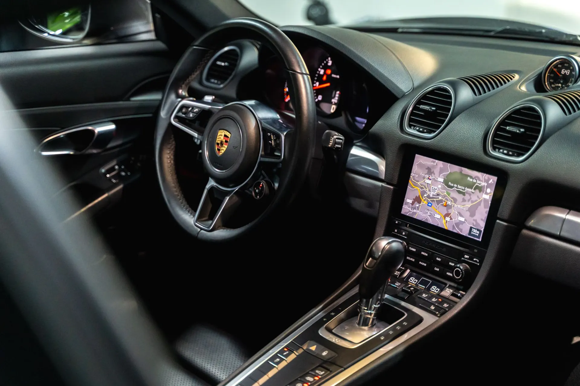 Porsche 718 Cayman 2.0 PDK 16