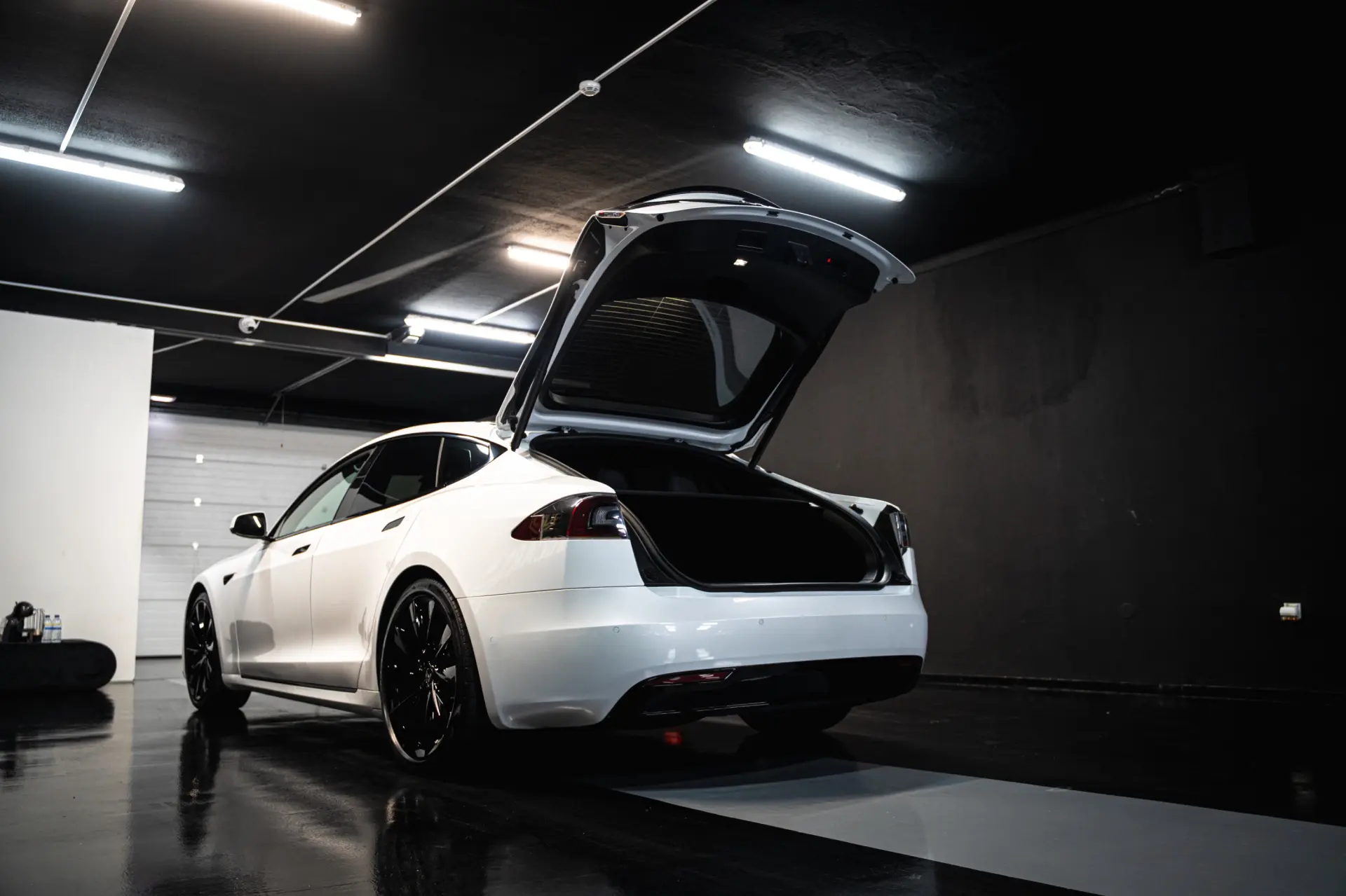 Tesla Model S 75D 25