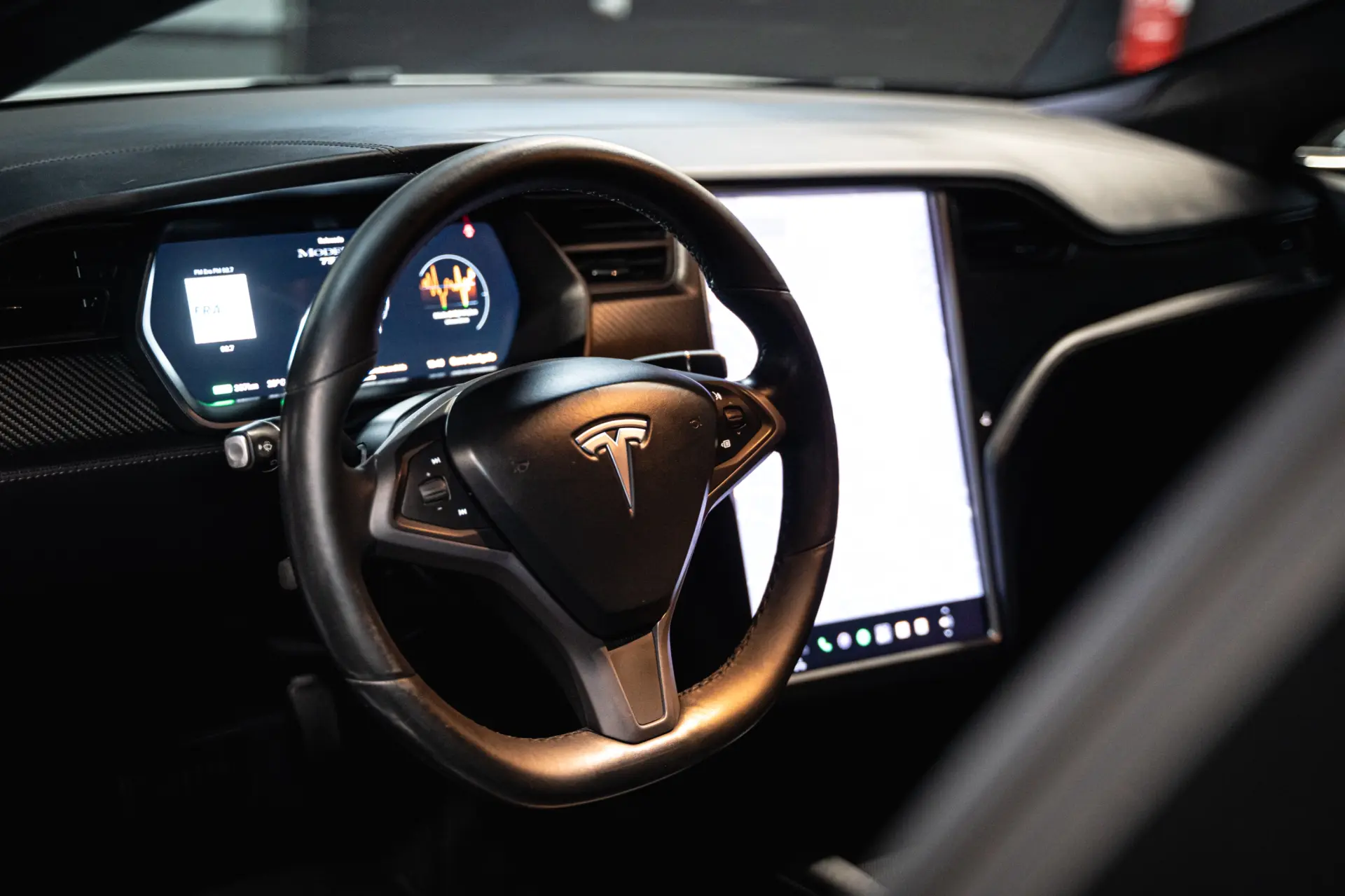 Tesla Model S 75D 8