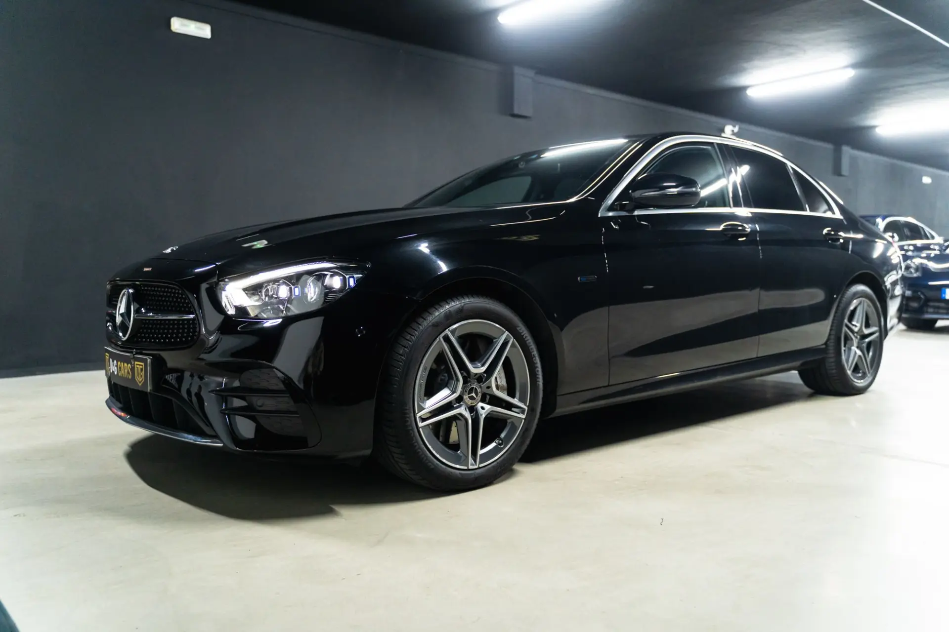 Mercedes-Benz E 300 de AMG Line 19