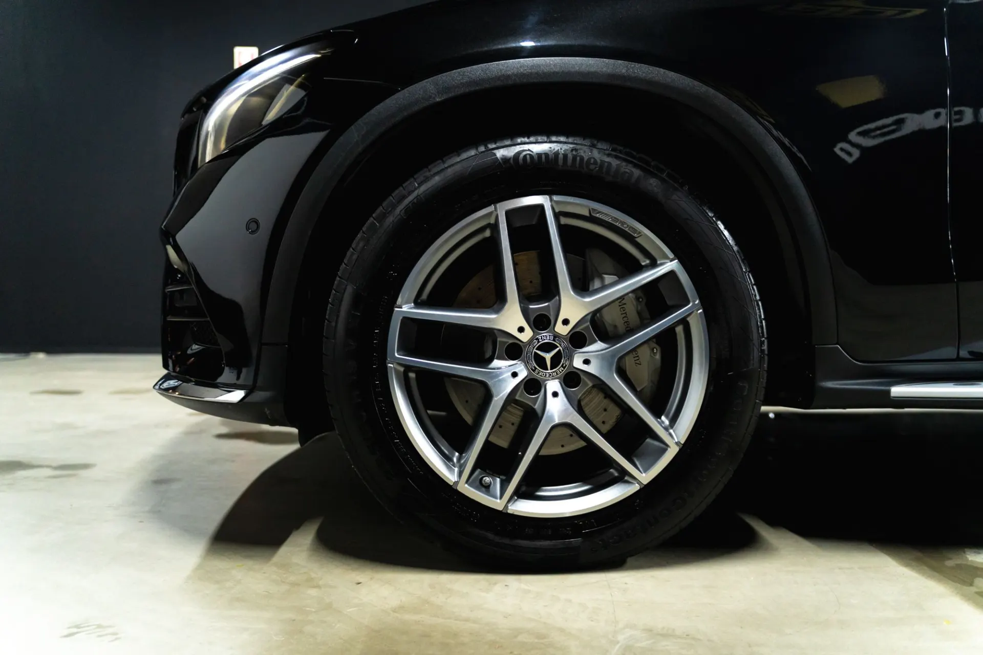 Mercedes-Benz GLC 250 d Coupé AMG Line 4-Matic 5