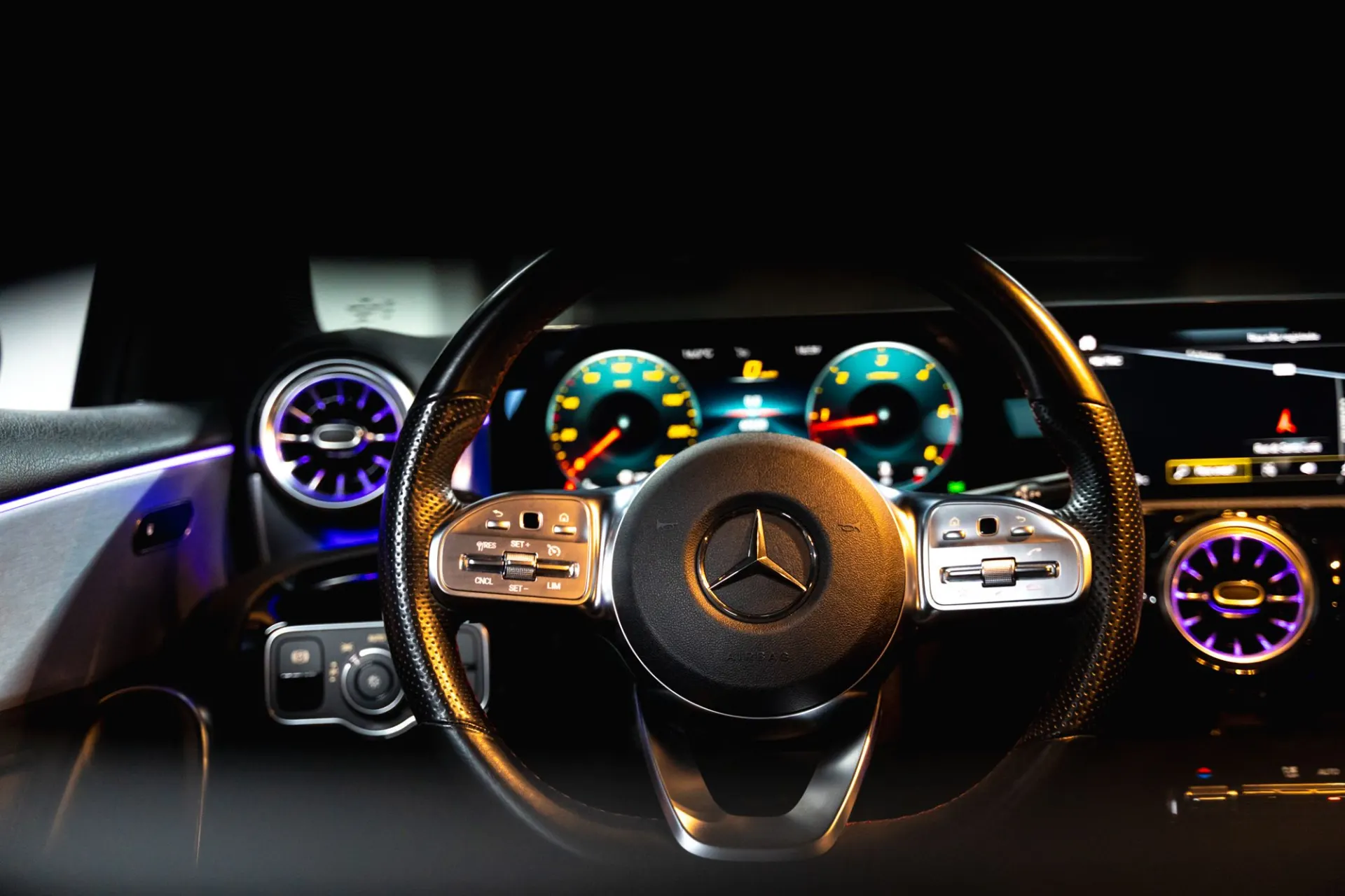 Mercedes-Benz A 180 d AMG Line Aut. 12