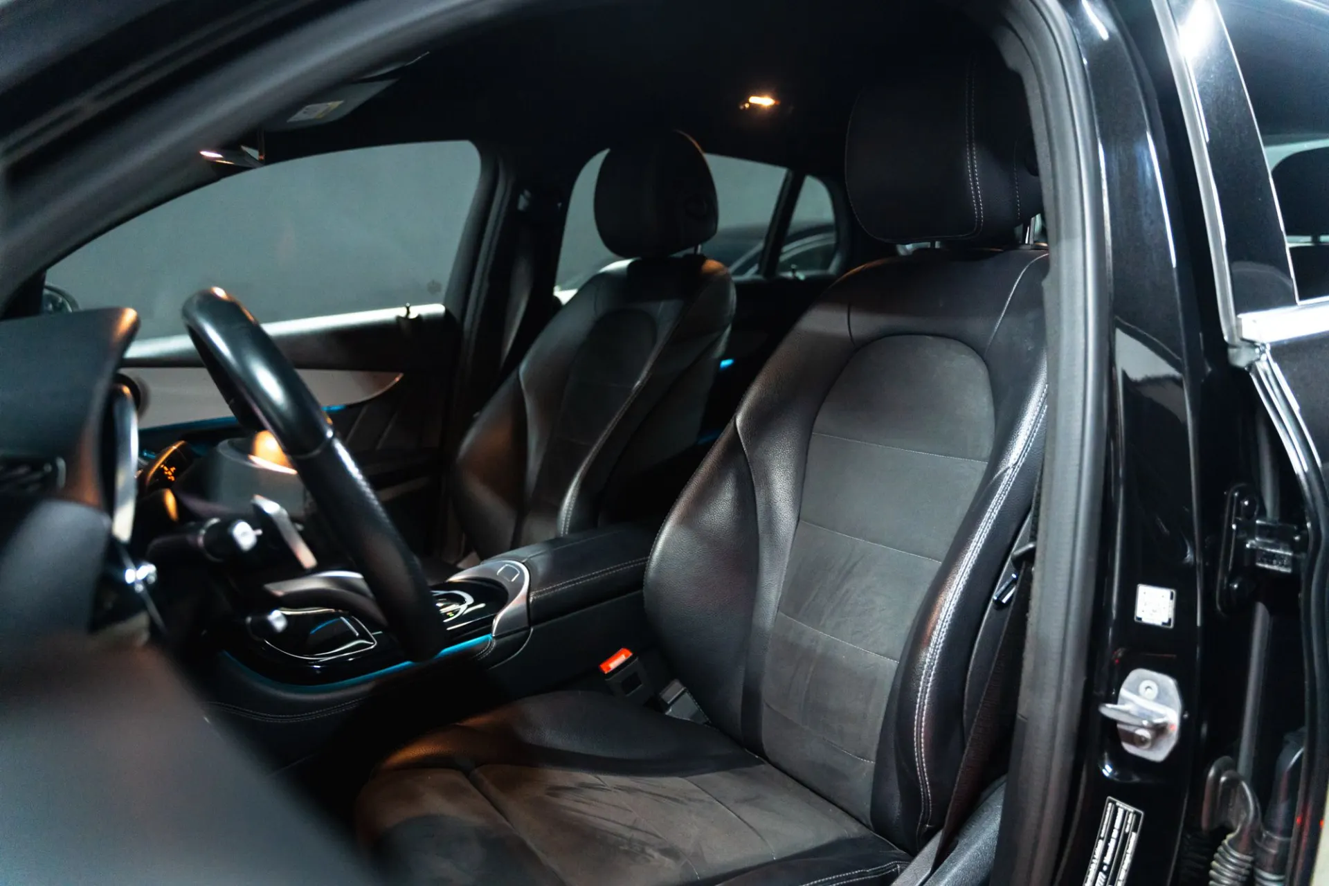 Mercedes-Benz GLC 250 d Coupé AMG Line 4-Matic 15