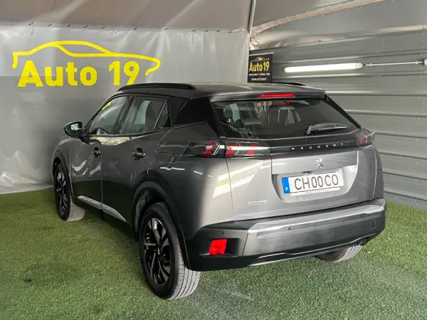 Peugeot 2008 PureTech 100 Stop&Start Allure Pack 6