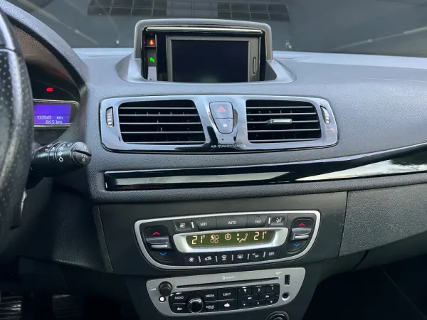 Renault Mégane Coupe 1.5 dCi Bose Edition SS 17